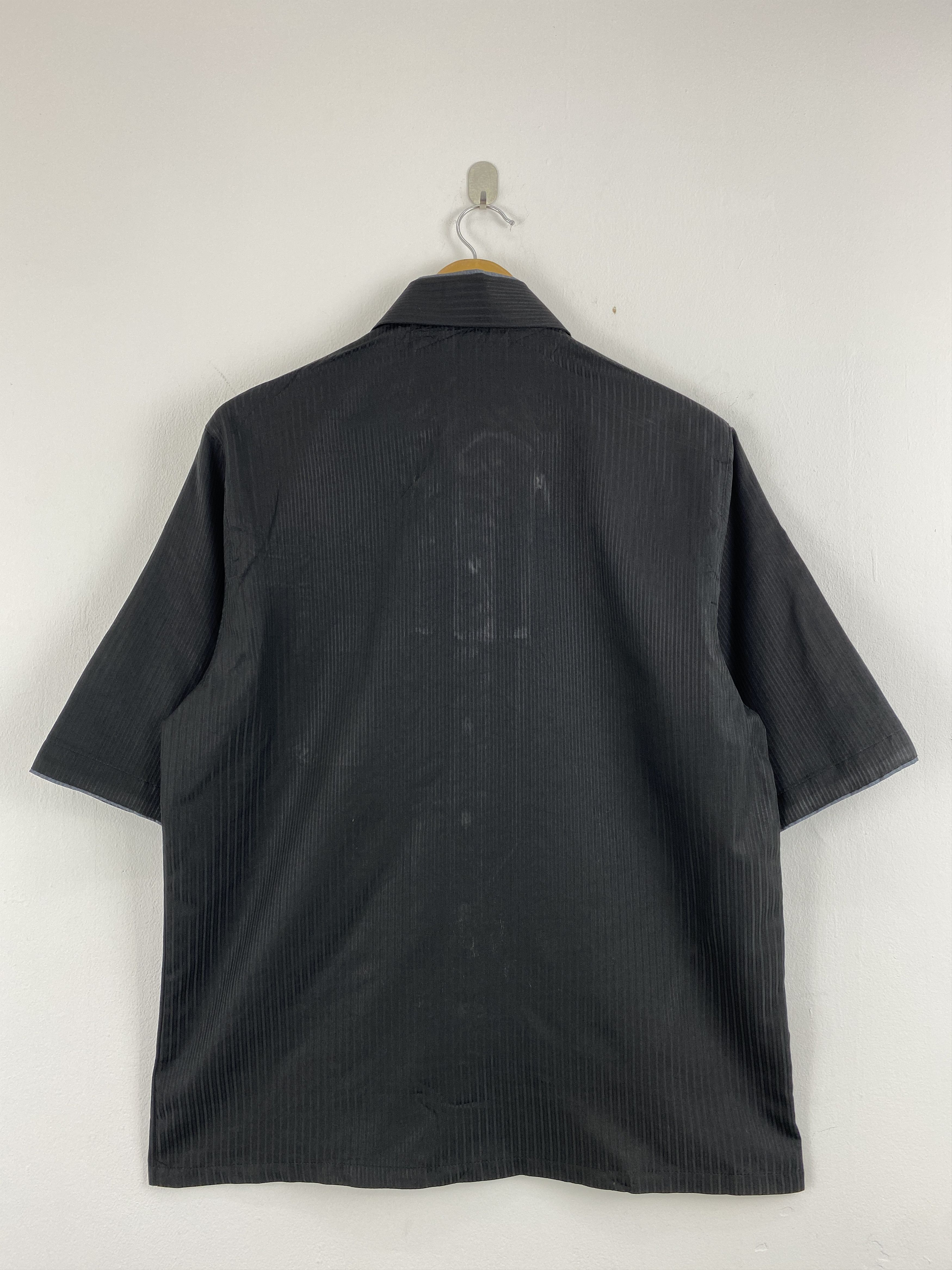 Japanese Brand Vintage Franco Collezioni Button Ups Shirt Black JA0118 Size US L / EU 52-54 / 3 - 3 Thumbnail