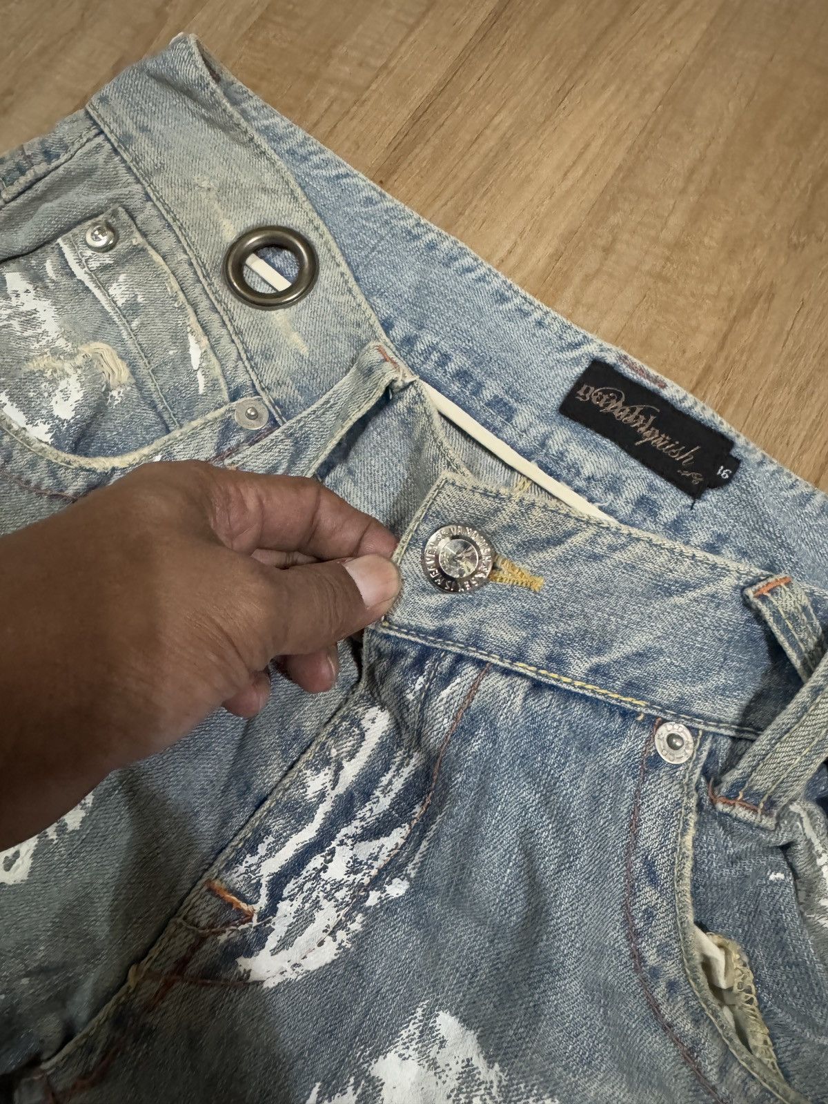 Vanquish VANQUISH GAMBLER DISTRESSED STYLE FLARE JEANS Size US 34 / EU 50 - 3 Thumbnail