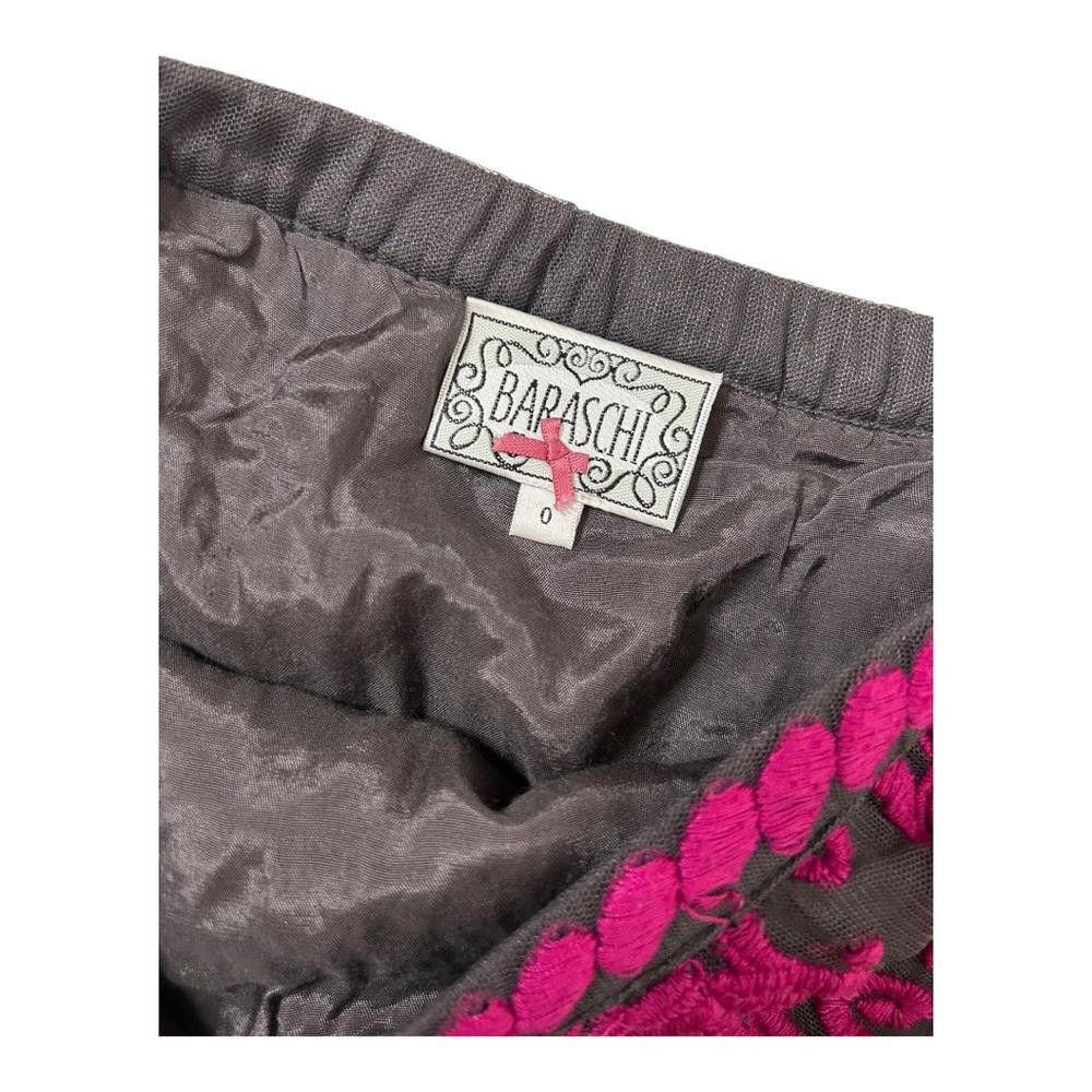 Designer Yoana Baraschi l Fuschia Embroidered Overlay Skirt Size 0 Size 25" / US 0 / IT 36 - 6 Thumbnail
