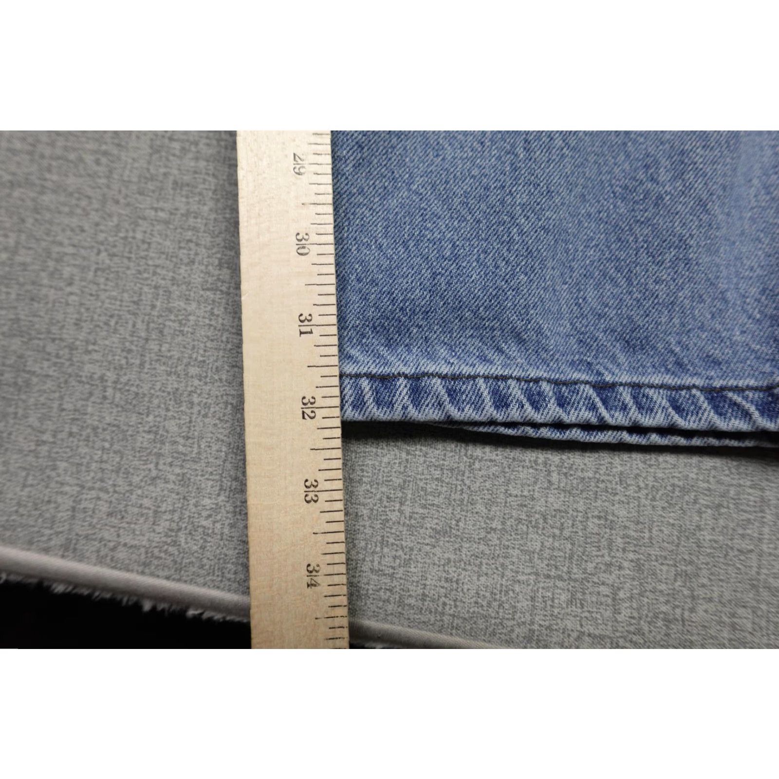 Harley Davidson VINTAGE Harley-Davidson Jeans Mens 40x32 Blue Light Wash Denim Biker Traditional Jeans Mens 40 32 Blue Light Wash Denim Biker Traditional Size US 40 / EU 56 - 5 Thumbnail