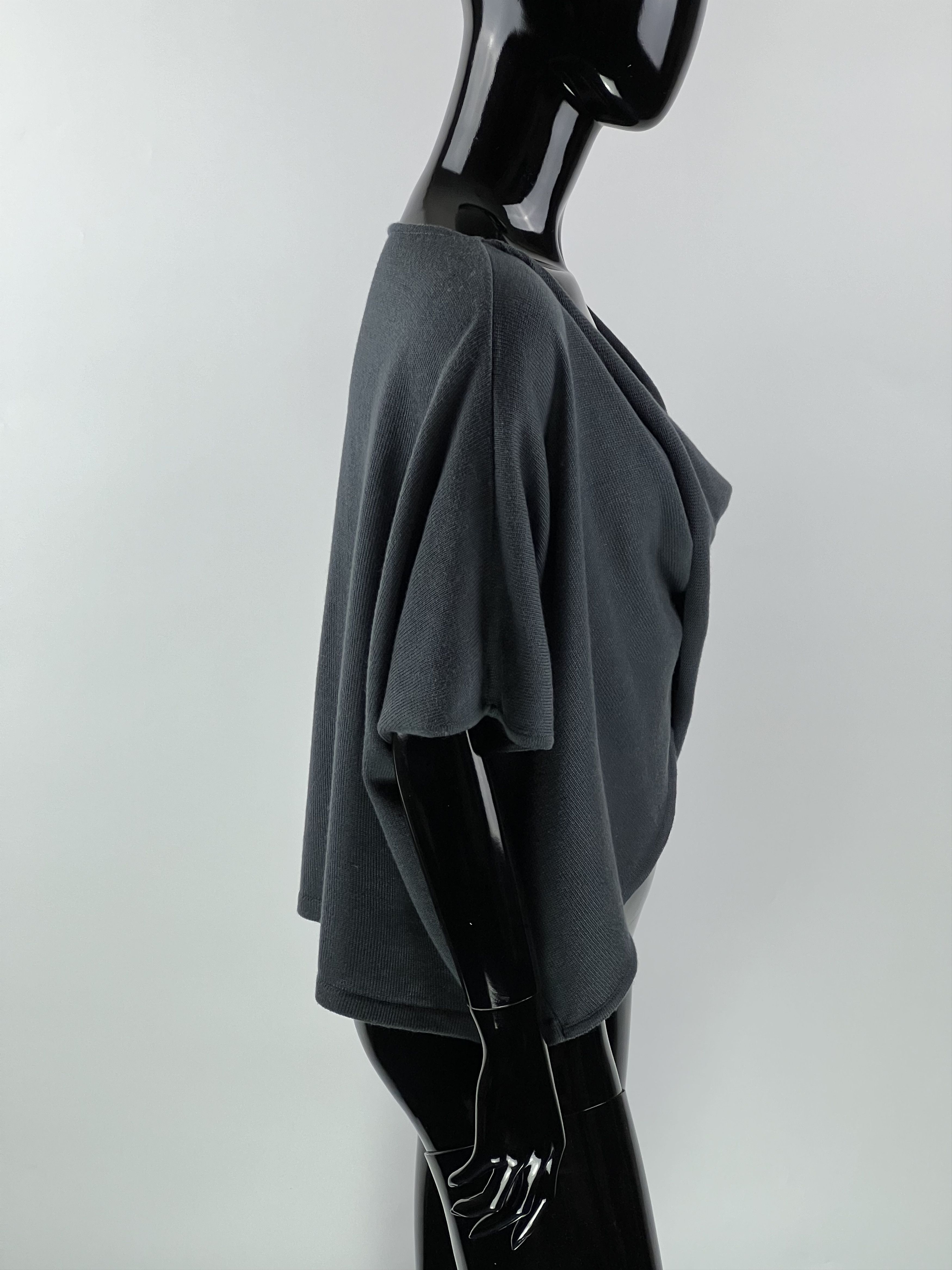 Designer OSKA Gray Asymmetrical Half Sleeve Top Size 1 Size S / US 4 / IT 40 - 2 Thumbnail