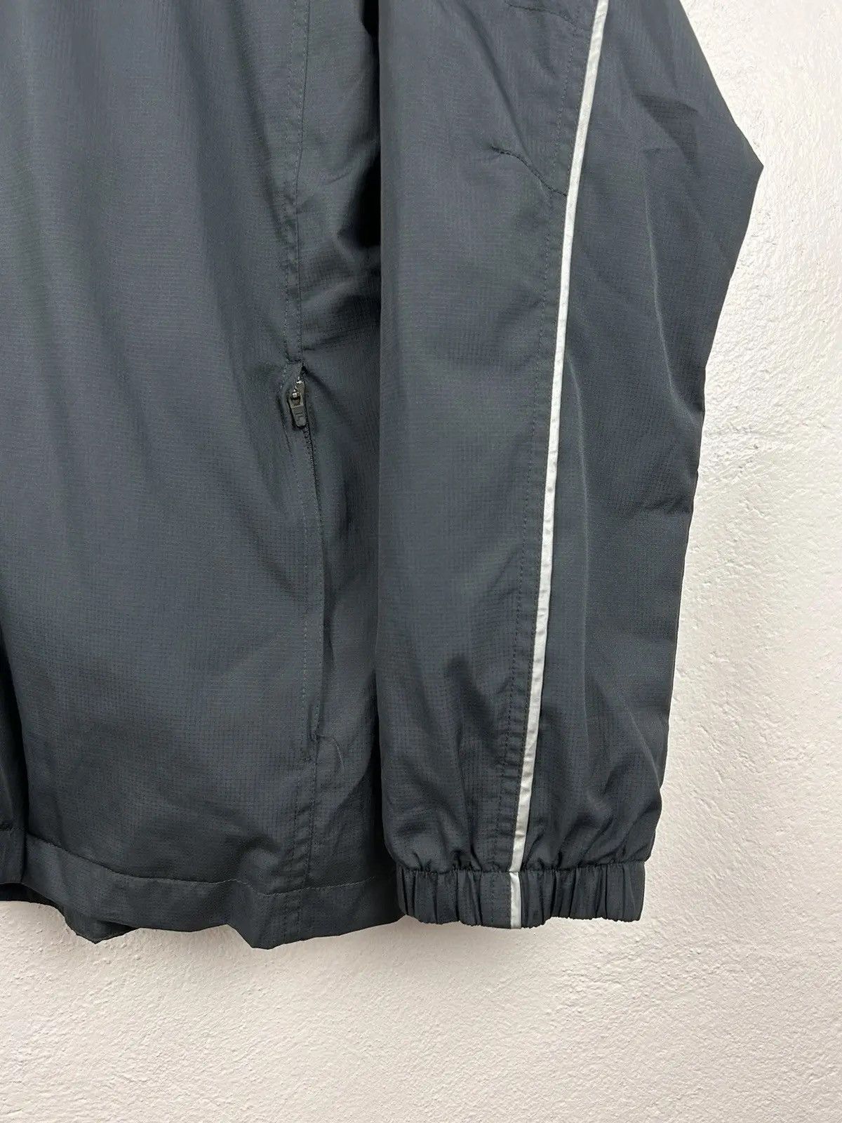 Fila 00s Vintage Fila West Ham United Windbreaker Training Jacket Size US L / EU 52-54 / 3 - 5 Thumbnail