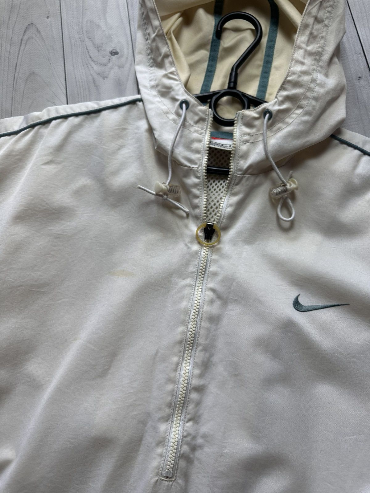 Nike × Vintage Vintage Nike white light jacket size M/L big logo Size US M / EU 48-50 / 2 - 7 Thumbnail