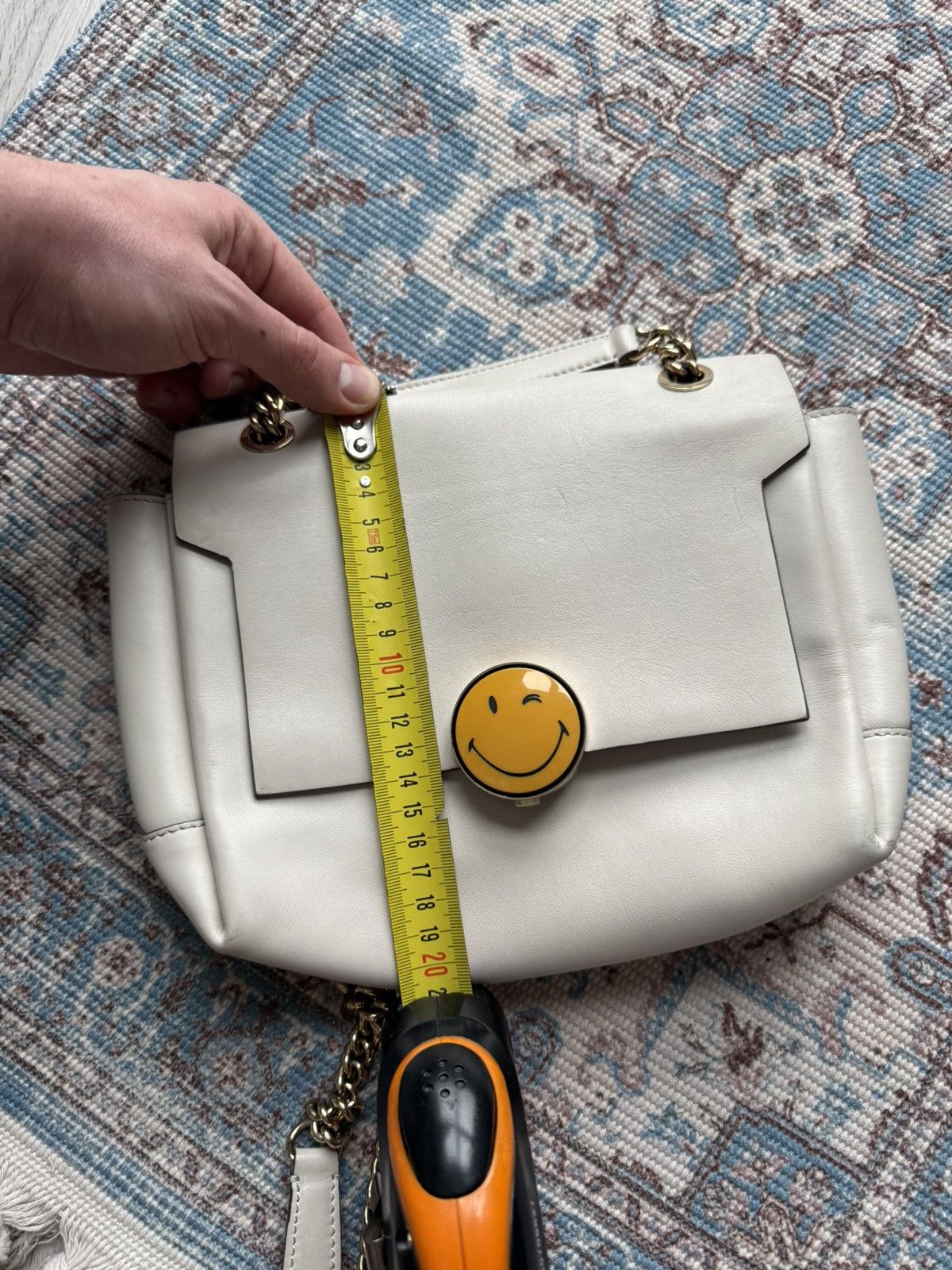 Anya Hindmarch Anya Hindmarch Smile White Leather Shoulder Bag Size ONE SIZE - 15 Thumbnail