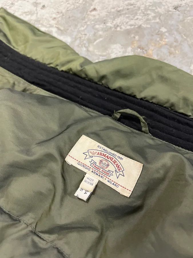 Armani × Vintage 1990s Armani Olive Buttoned Puffer Jacket Size US L / EU 52-54 / 3 - 13 Thumbnail