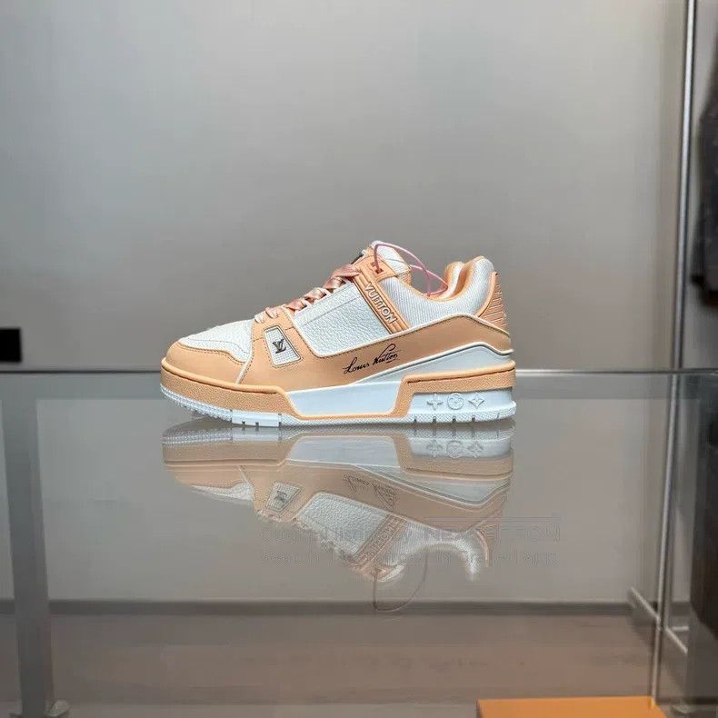 Louis Vuitton Louis Vuitton Trainer New Orange shoes Size US 5.5 / IT 35.5 - 8 Thumbnail