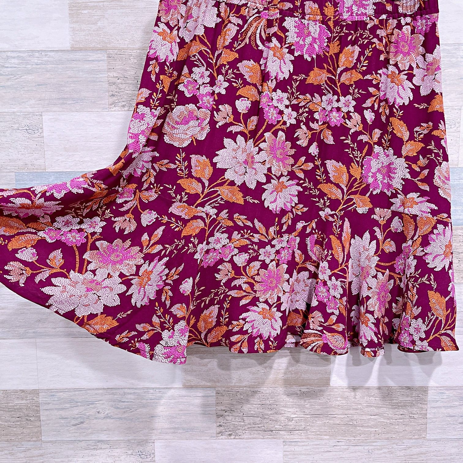 Loft LOFT Floral Tiered Flippy Skirt Burgundy Womens Medium Size 30" / US 8 / IT 44 - 3 Thumbnail