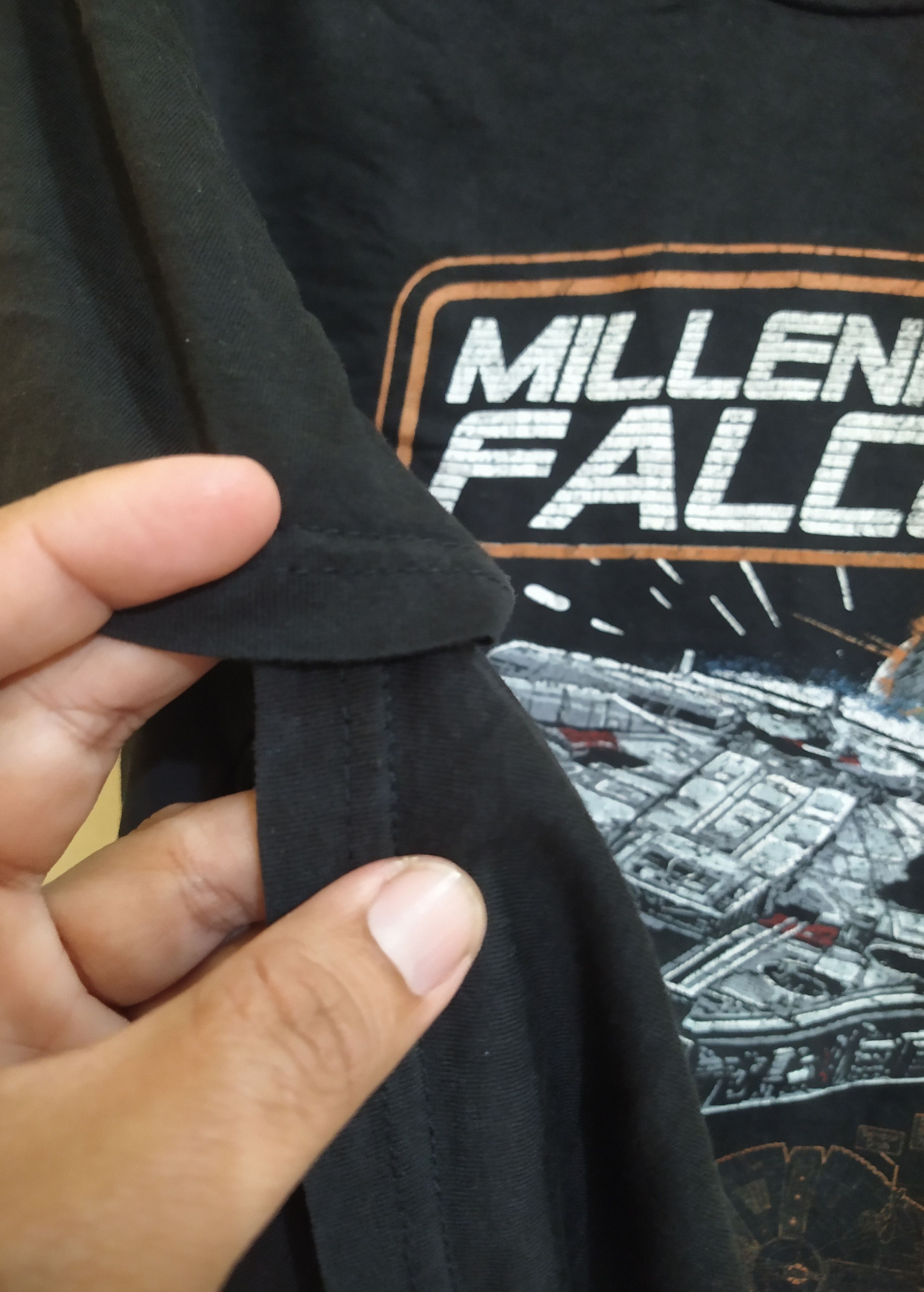 Star Wars Y2K Star Wars Millennium Falcon Graphic T-Shirt Size US L / EU 52-54 / 3 - 4 Thumbnail