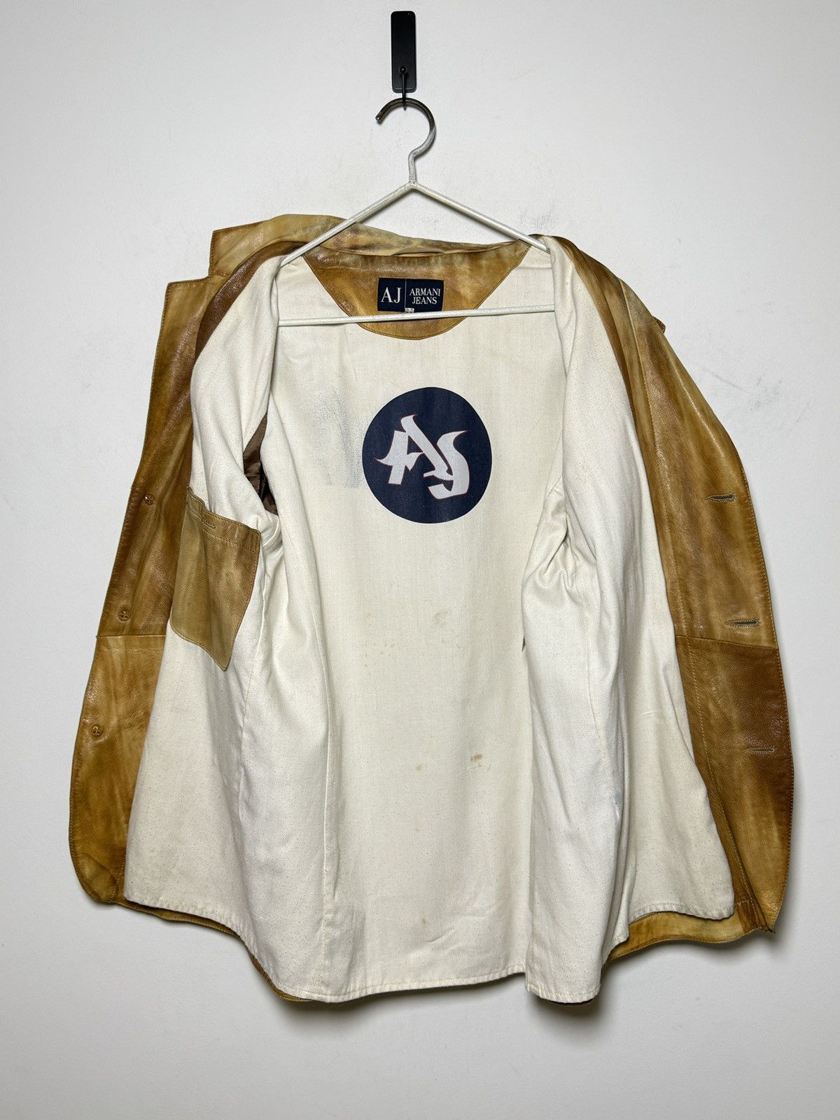 Giorgio Armani Vintage Armani leather chore jacket in distressed honey tan Size US M / EU 48-50 / 2 - 10 Thumbnail