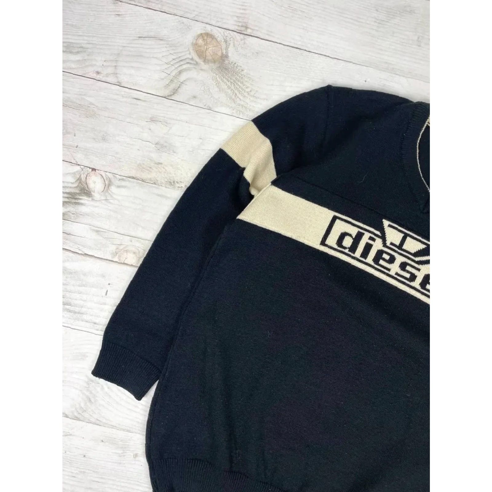 Diesel VINTAGE Diesel Knit Sweater V-Neck Big Logo 90s Men 2XL Black Size US XXL / EU 58 / 5 - 5 Thumbnail