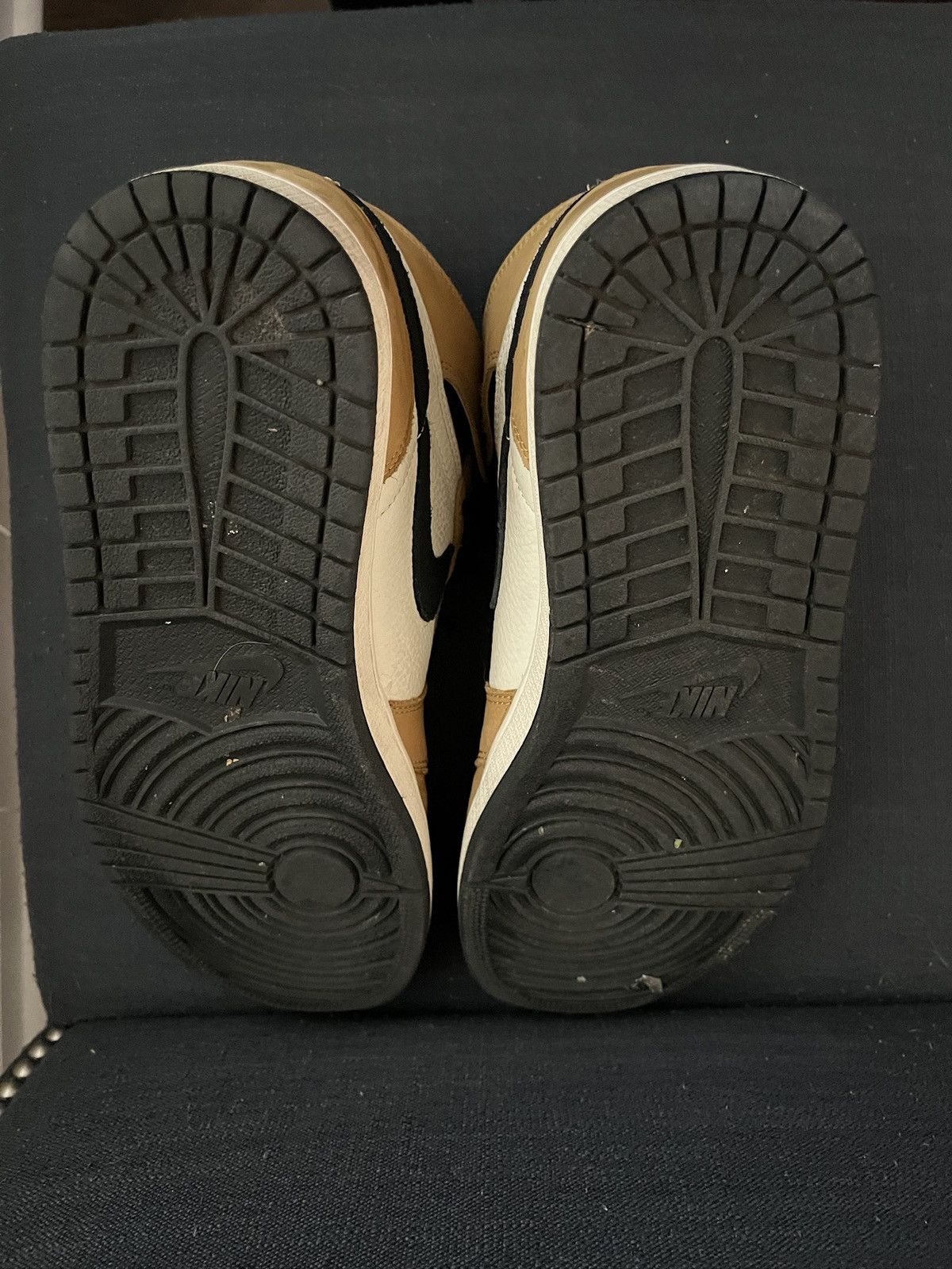 Jordan Brand Jordan 1 Rookie of the year Size US 10 / EU 43 - 7 Thumbnail