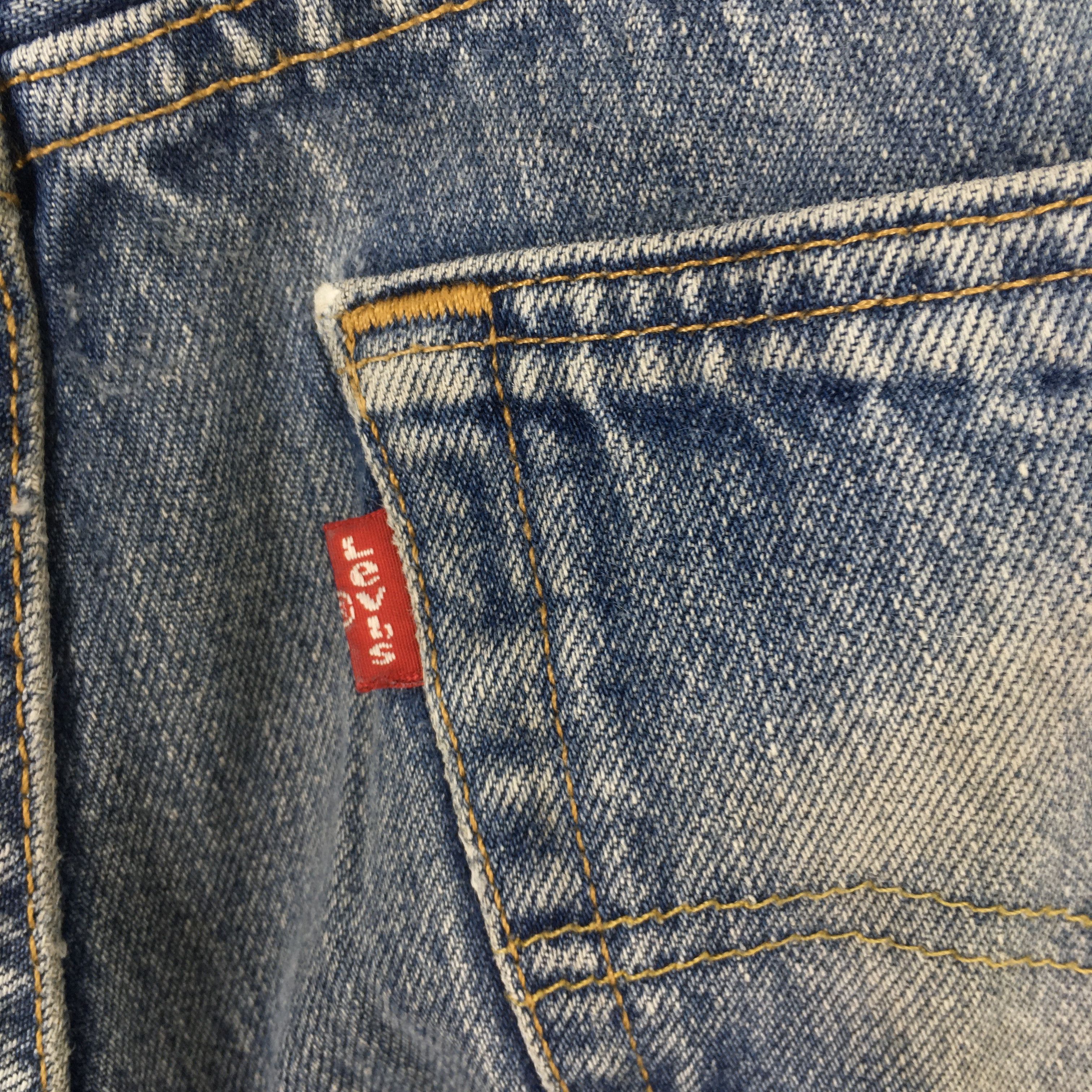 Levi's Size 31x32 Vintage 90s Levi's 501 Faded Dirty Jeans S652 Size US 31 - 11 Thumbnail