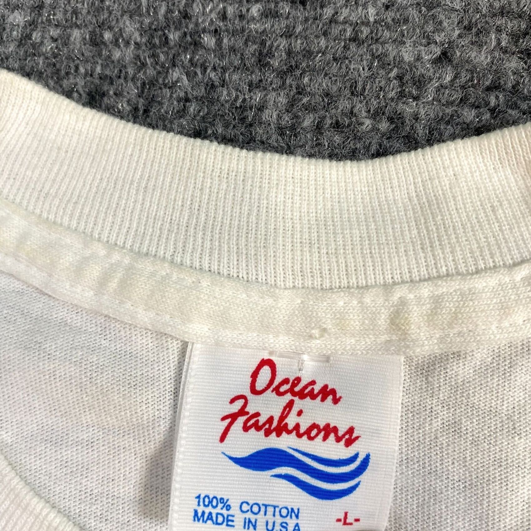 Vintage VINTAGE Nags Head T-shirt L White Embroidered USA Made unisex Adults Size US L / EU 52-54 / 3 - 4 Thumbnail