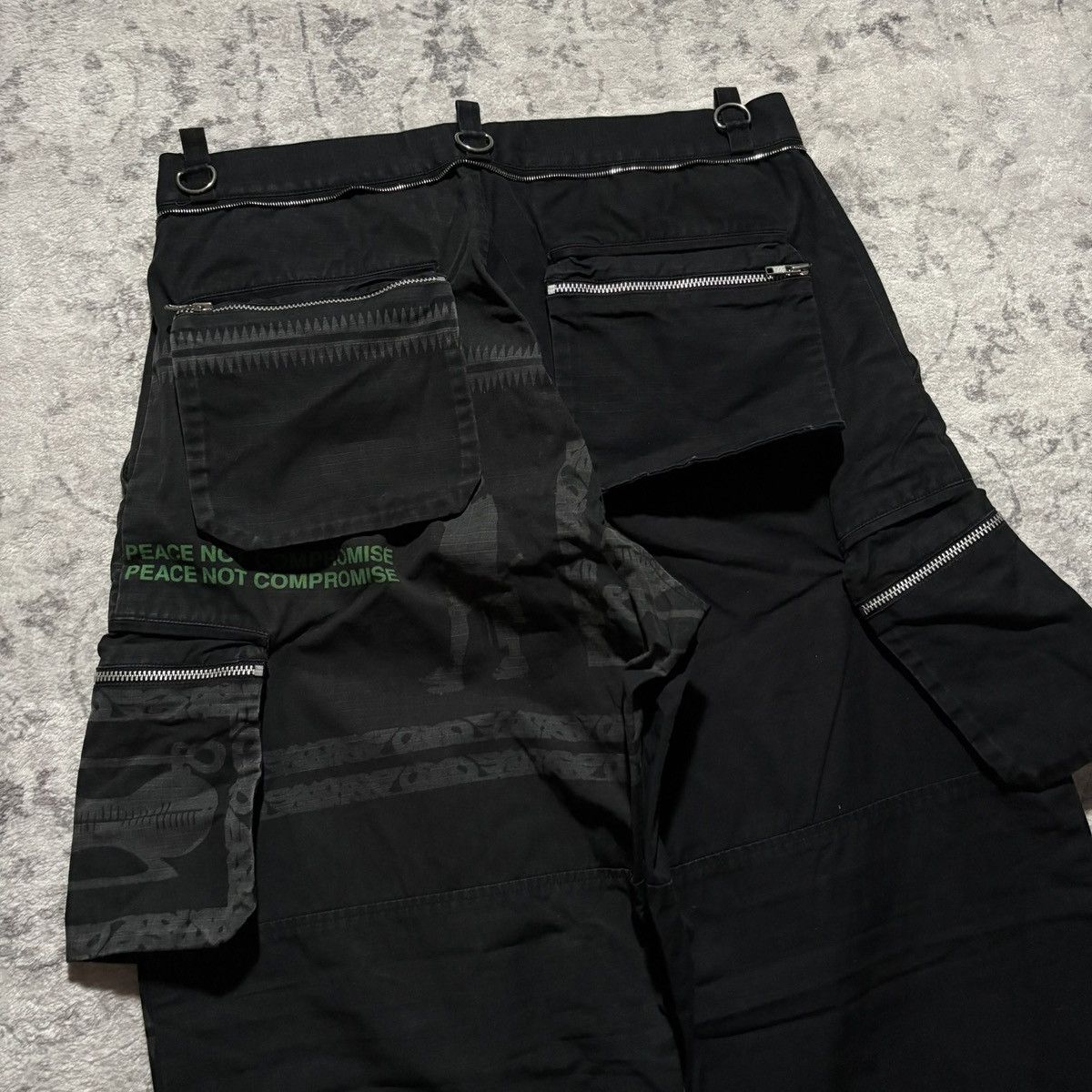 Undercover Undercover SS03 Scab Reconstructed Tribal Split Cargos | M Size US 30 / EU 46 - 10 Thumbnail