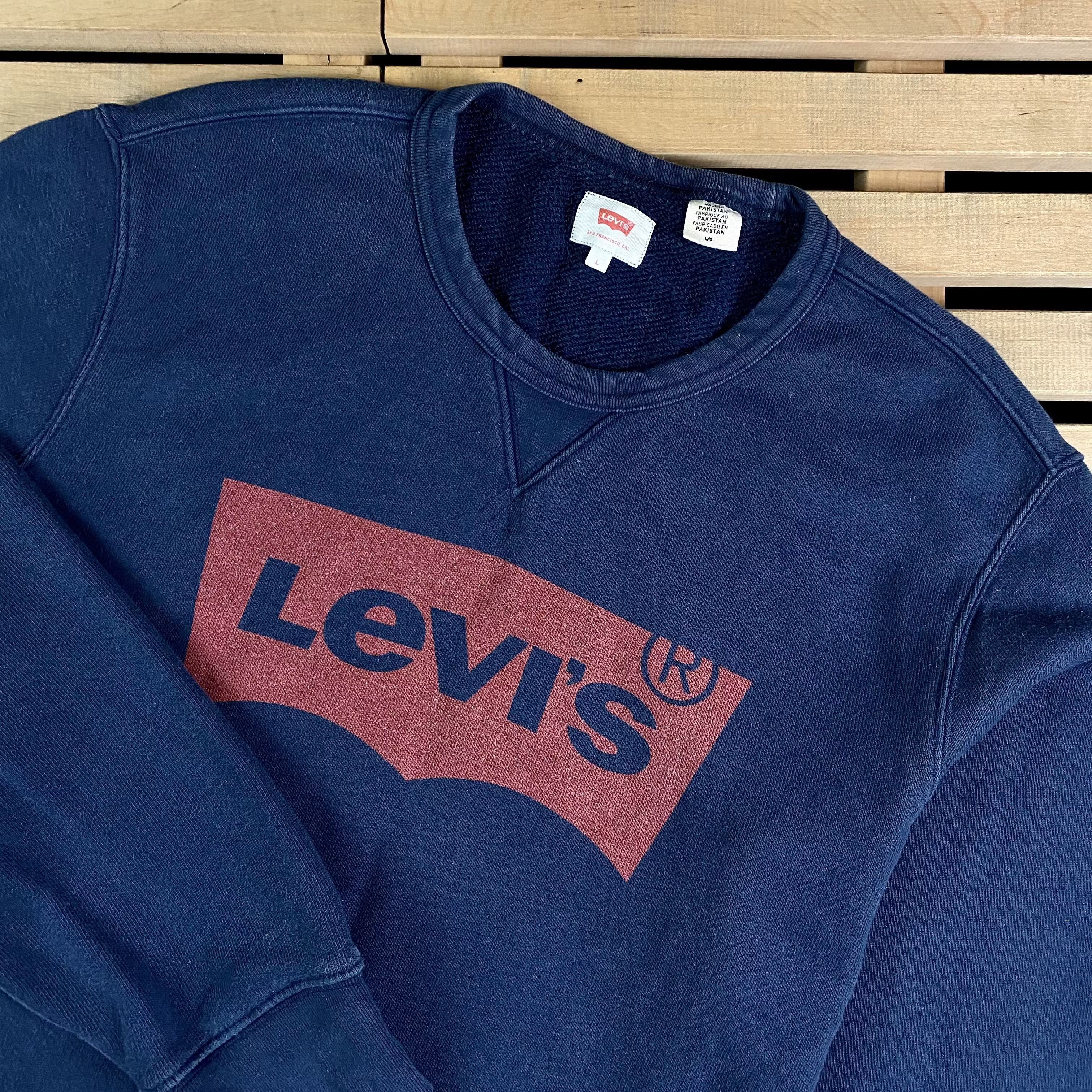 Levi's × Levi's Vintage Clothing × Vintage Mens Sweatshirt Levis Vintage Big Logo Size L Size US L / EU 52-54 / 3 - 2 Thumbnail