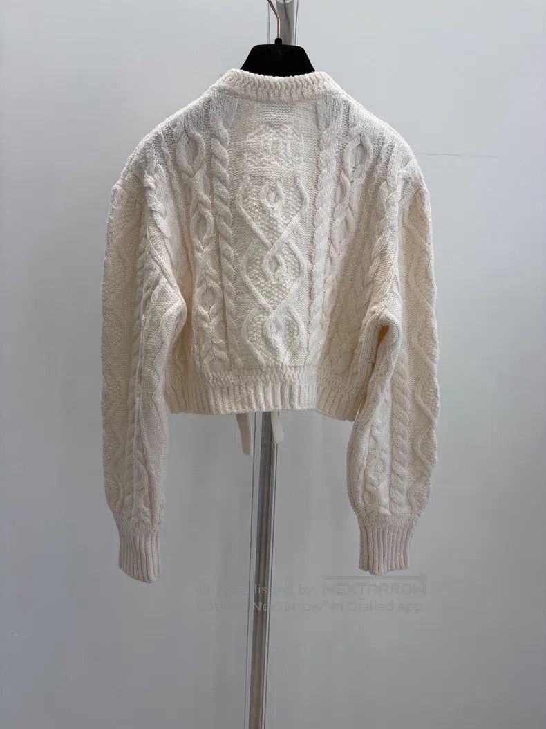 Chanel Chanel Beige bow cashmere cardigan coat Size XS / US 0-2 / IT 36-38 - 2 Thumbnail