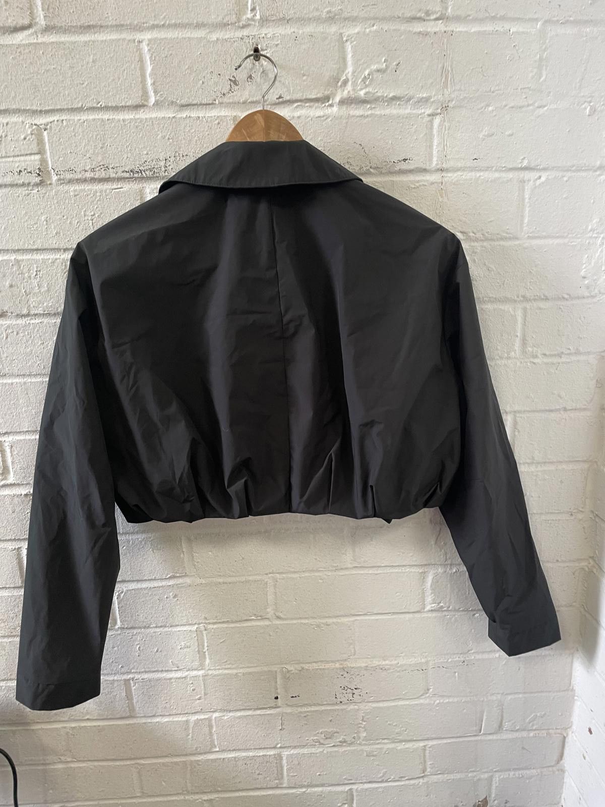 Zara ZARA Black Cropped Jacket with Zipper Size XS / US 0-2 / IT 36-38 - 3 Thumbnail