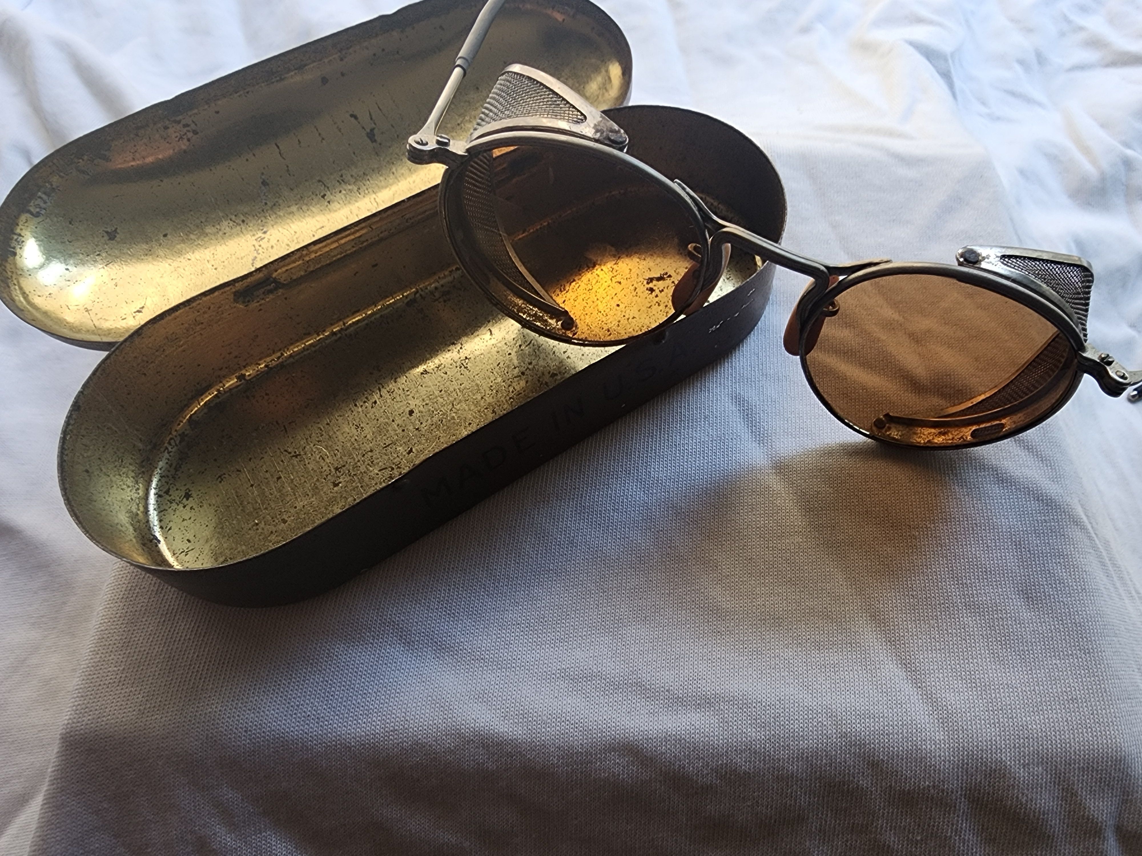 Matsuda VTG WW2 FIGHTER PILOT SUNGLASSES W/ SHIELDSS Size ONE SIZE - 5 Thumbnail