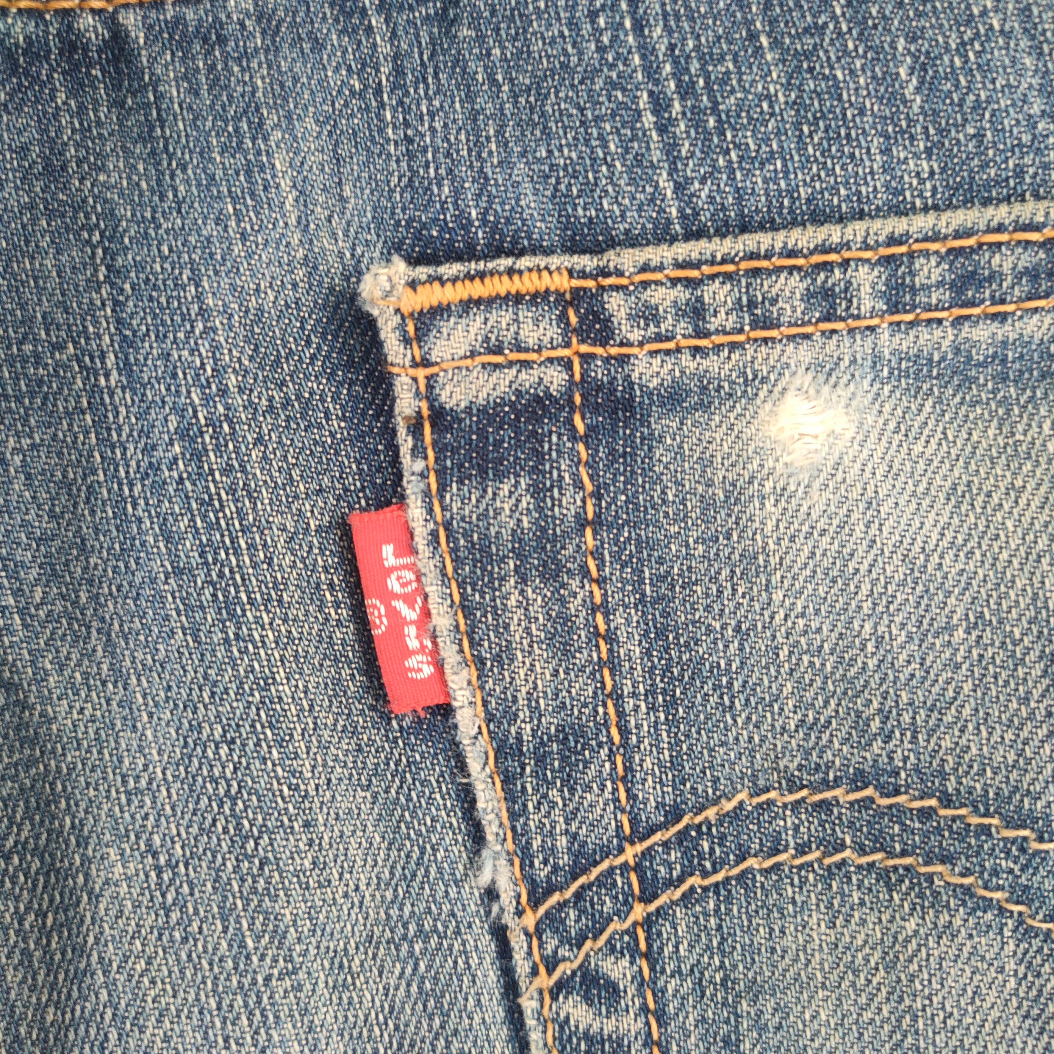 Levi's Vintage Clothing VINTAGE LEVI'S 501 FADED RIPPED DISTRESSED JEAN DENIM PANTS Size US 30 / EU 46 - 13 Thumbnail