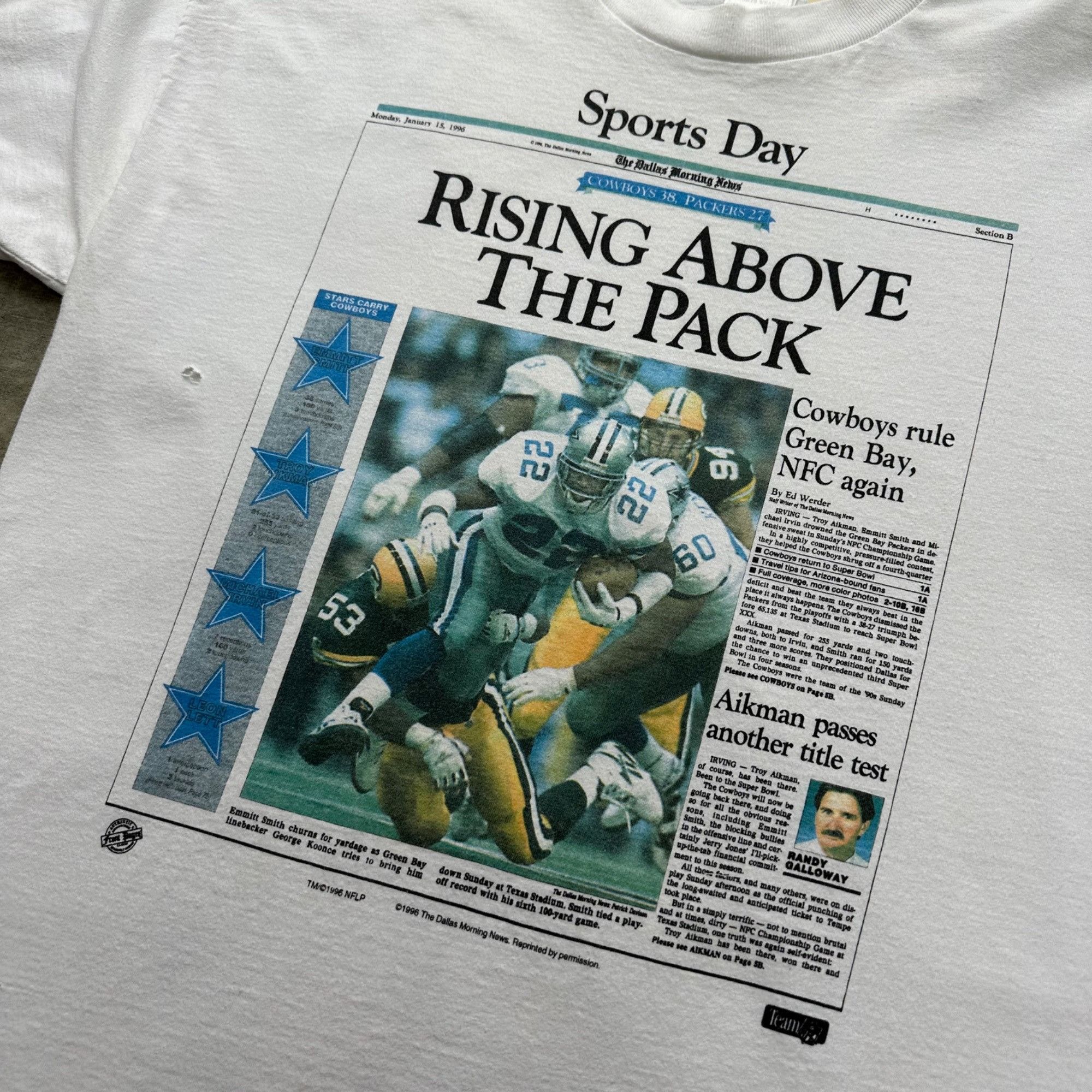 Vintage Vintage 1996 Dallas Cowboys NFL Newspaper Print Shirt Size US XL / EU 56 / 4 - 2 Thumbnail