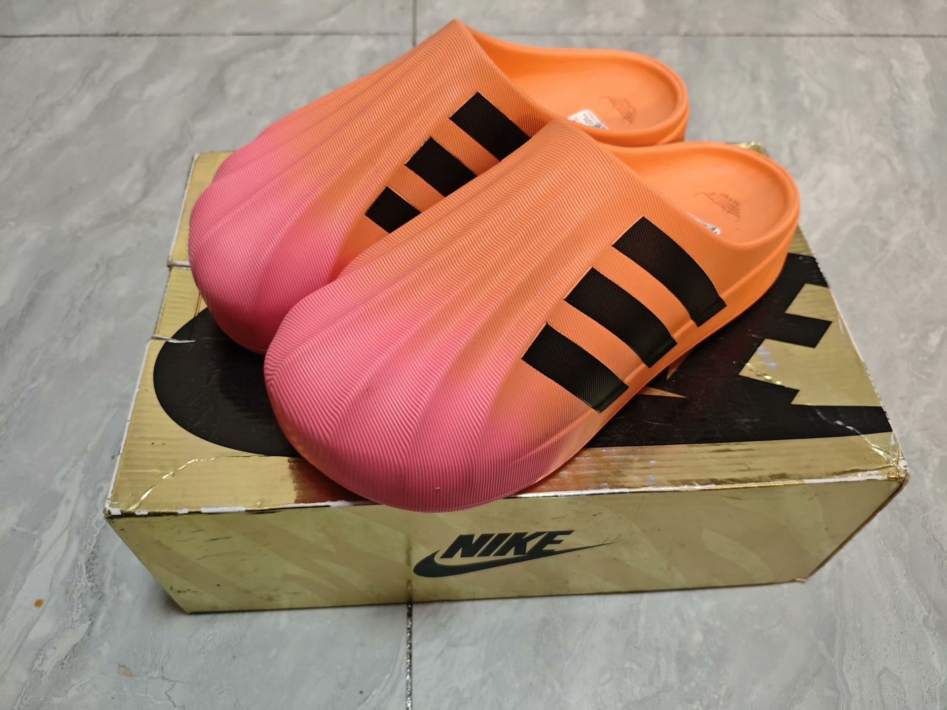 Adidas Adidas Orange Sandals 10 Men Size US 10 / EU 43 - 1 Thumbnail