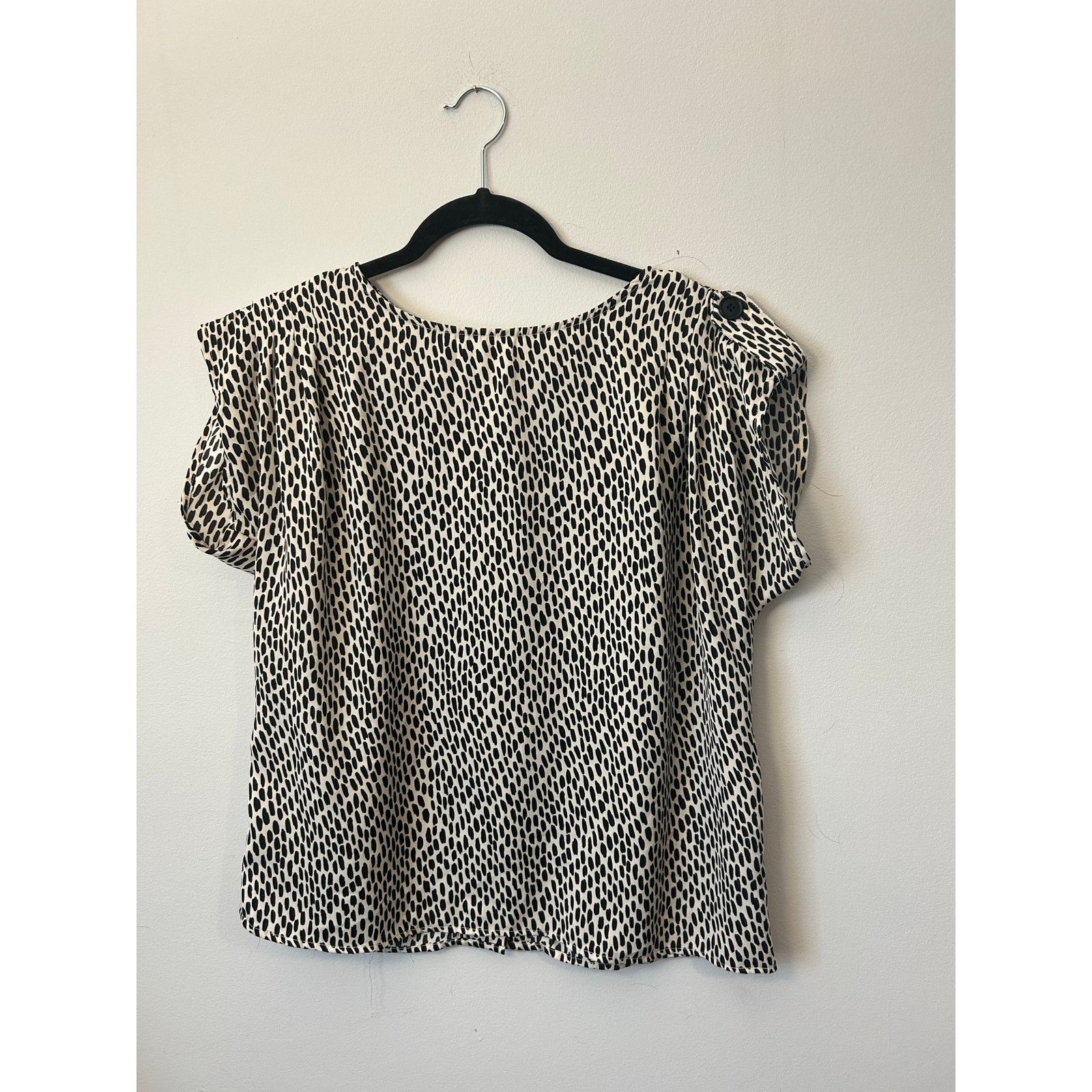 WhoWhat Who What Wear Black/White Spot Blouse Buttons - Sz Medium Size M / US 6-8 / IT 42-44 - 2 Thumbnail