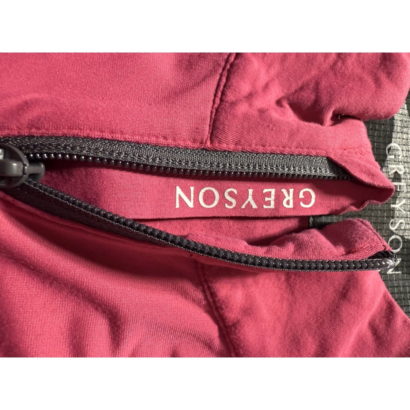 Vintage Greyson Men’s Tate Mockneck Pullover 1/4 Zip Pink S Golf Moisture Wicking Breathable Lightweight Stretch Casual Outdoor Sports EUC Size US S / EU 44-46 / 1 - 5 Thumbnail