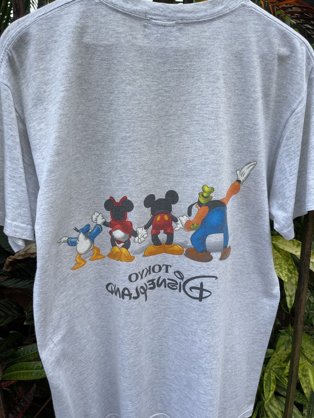 Disney Rare🔥Vintage 90s Tokyo Disneyland Mirror T-Shirt Size US L / EU 52-54 / 3 - 4 Thumbnail