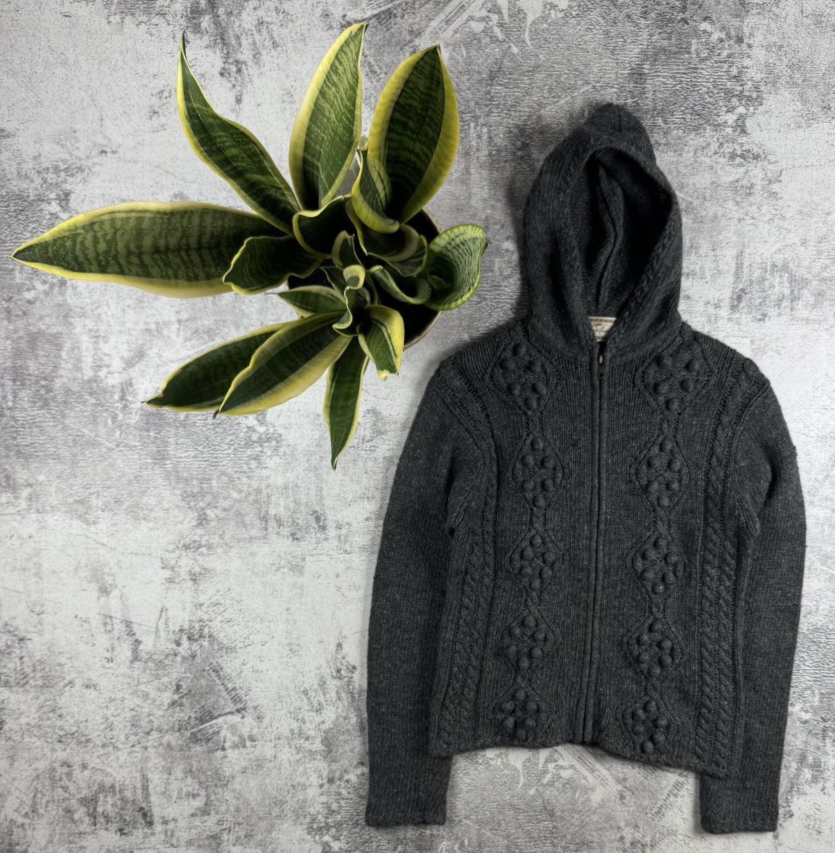Burberry Thomas Burberry Women’s Gray Cable Knit Linen Wool Small Sweater Hoodie Cardigan Size S / US 4 / IT 40 - 1 Thumbnail