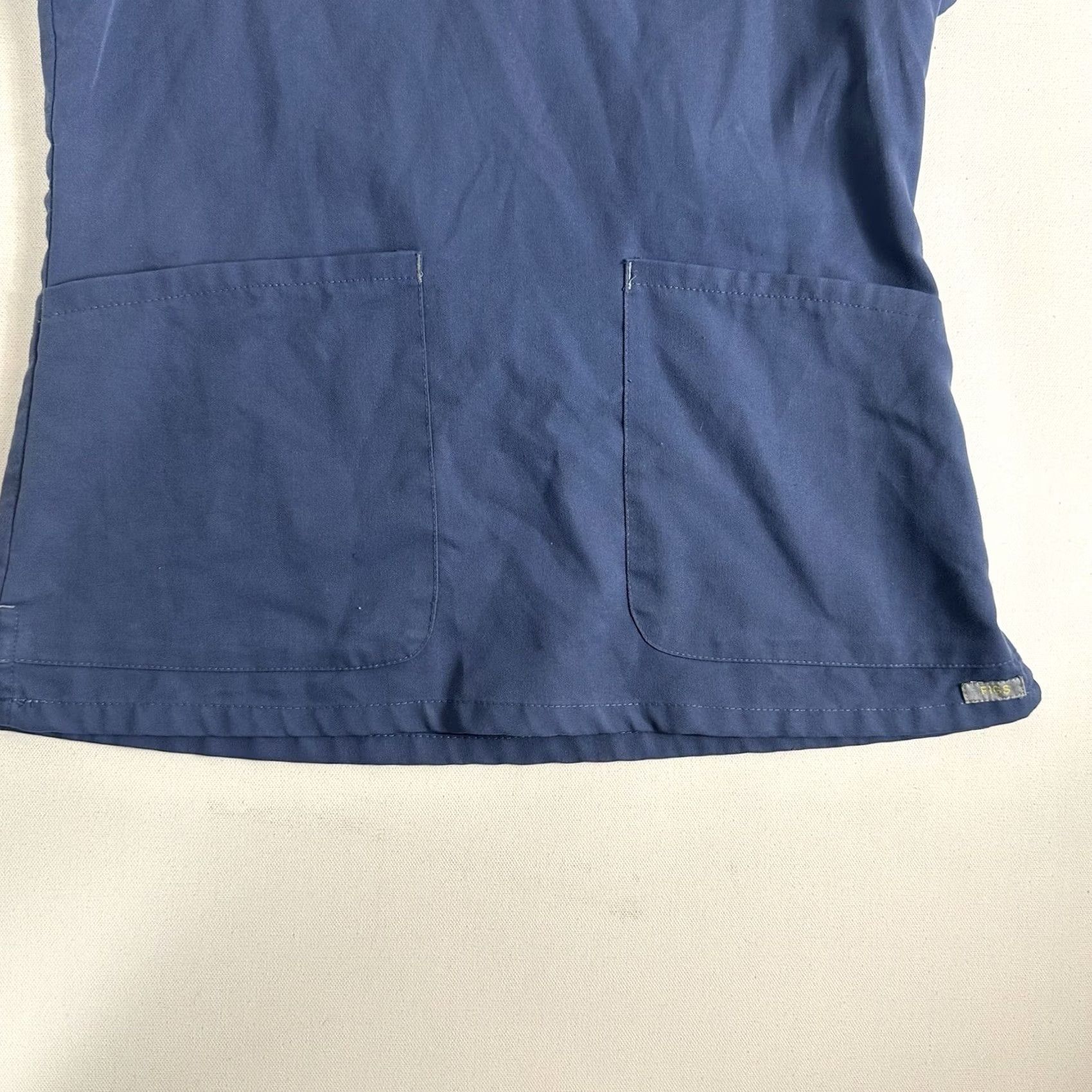 Vintage FIGS Scrub Top Shirt Women’s XS V Neck Blue Technical Collection Blue Size XS / US 0-2 / IT 36-38 - 6 Thumbnail
