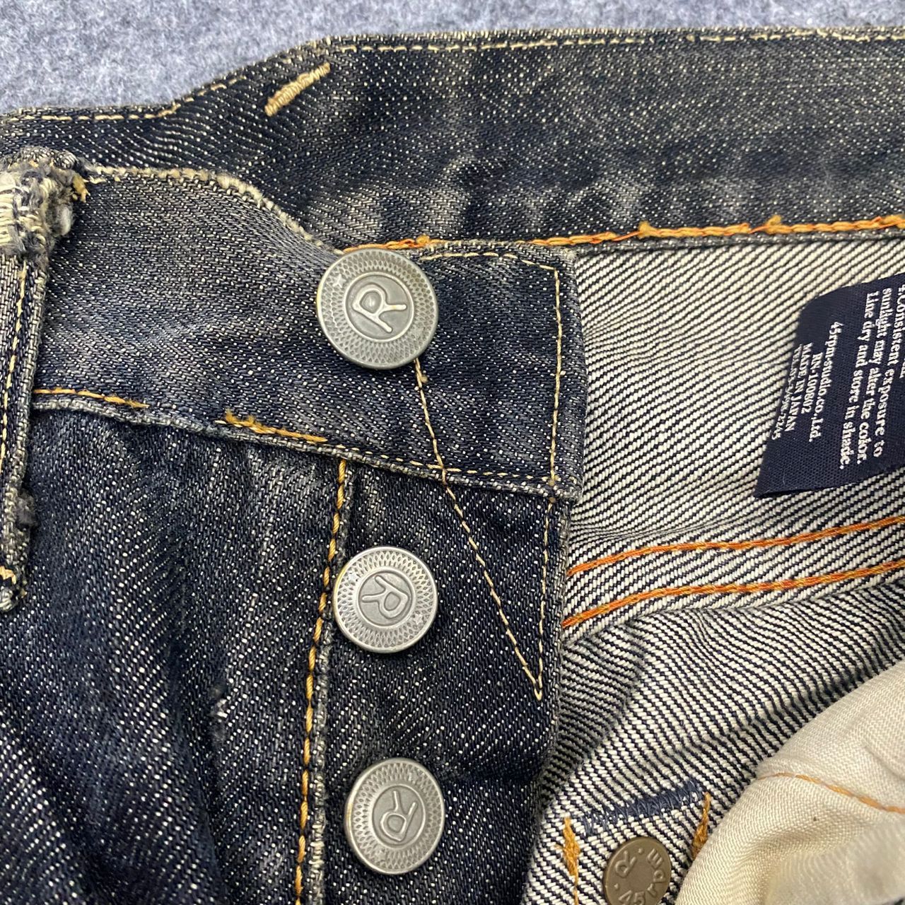 45rpm 💥Best Offer💥Vintage 45 RPM Distressed Denim Size US 29 - 19 Thumbnail