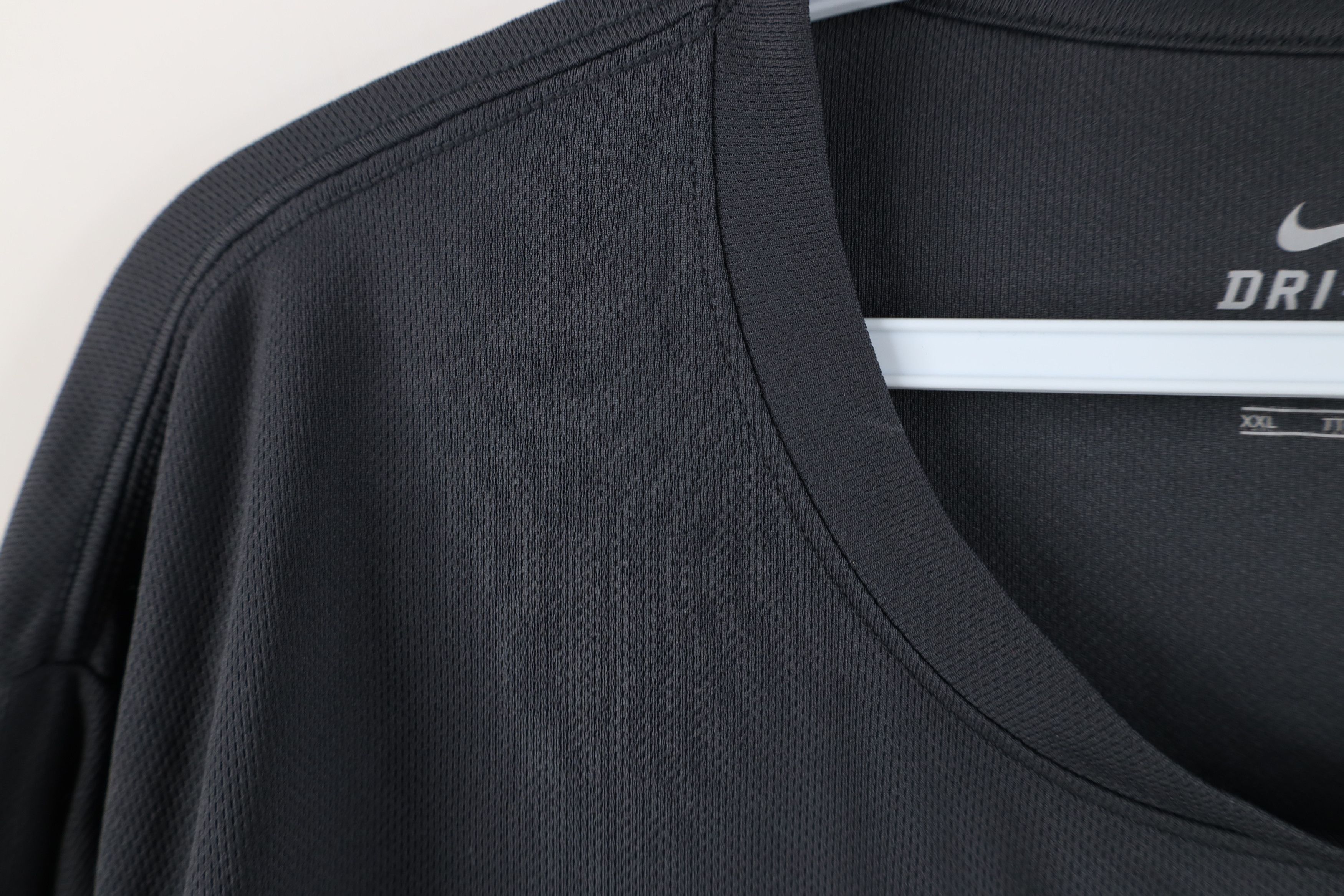 Nike Y2K Nike Chicago Marathon Center Swoosh Long Sleeve T-Shirt Size US XXL / EU 58 / 5 - 6 Thumbnail
