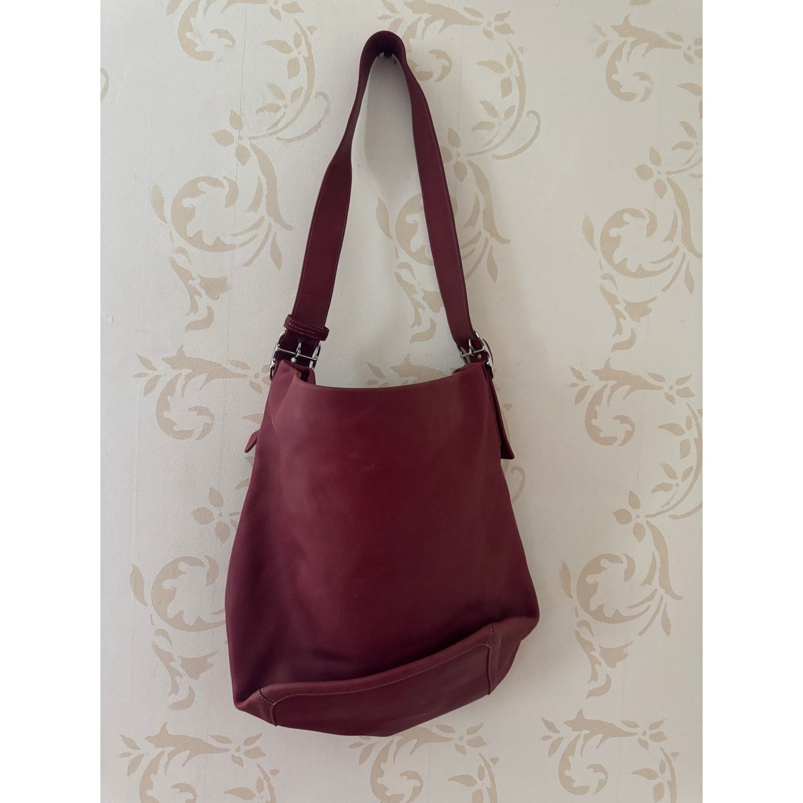 Coach Vintage Coach Large Bucket Red Leather Handbag Size ONE SIZE - 11 Thumbnail