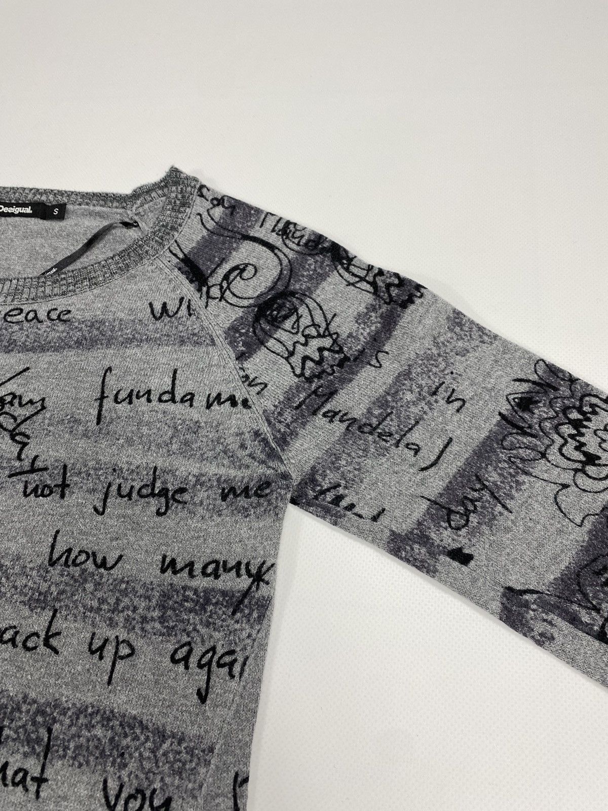 Desigual 🔥LASTDROP🔥 Y2K Style Striped Notebook Flowers Sweater Size M / US 6-8 / IT 42-44 - 5 Thumbnail