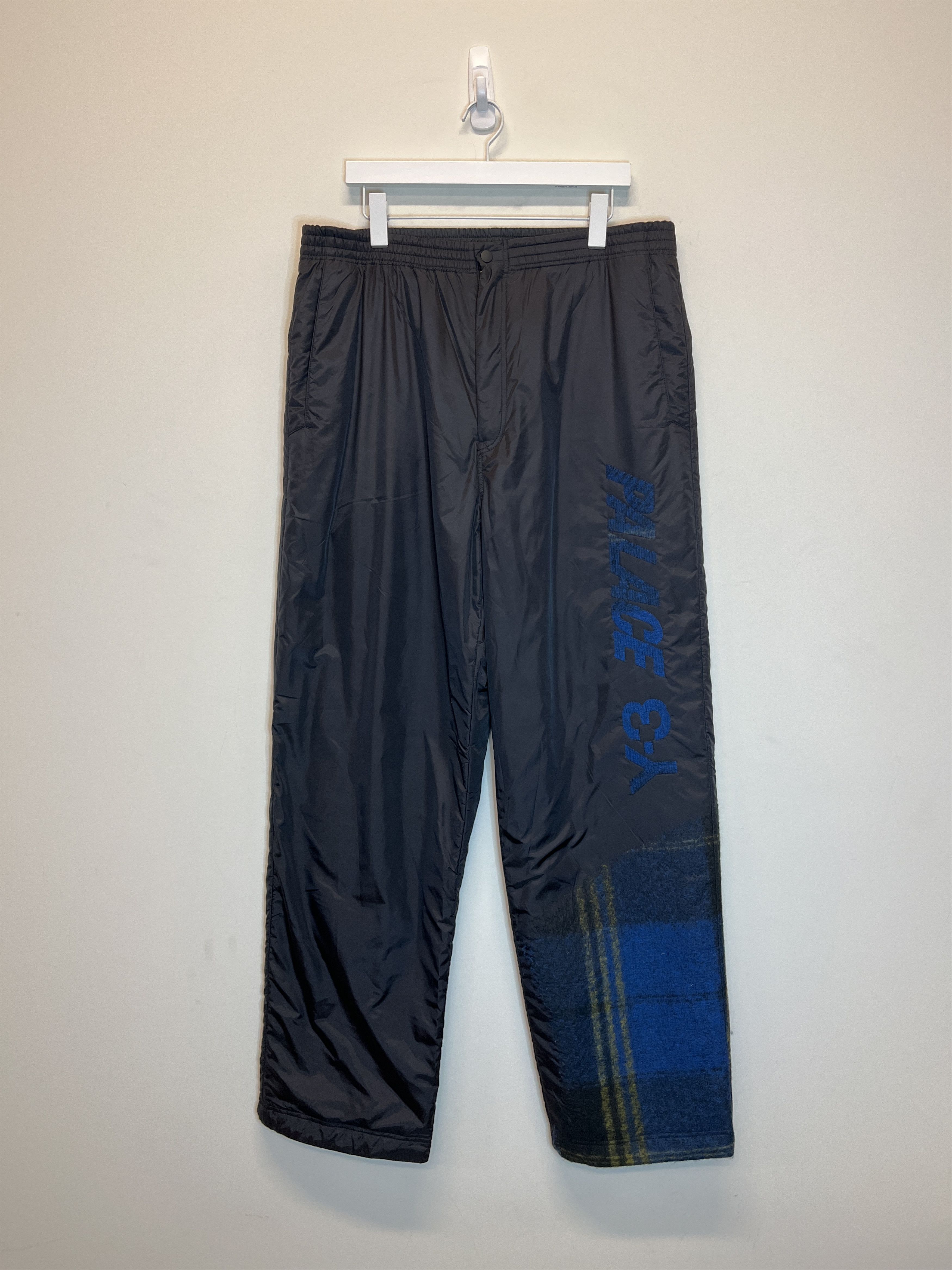 Palace Nylon Pants | Grailed
