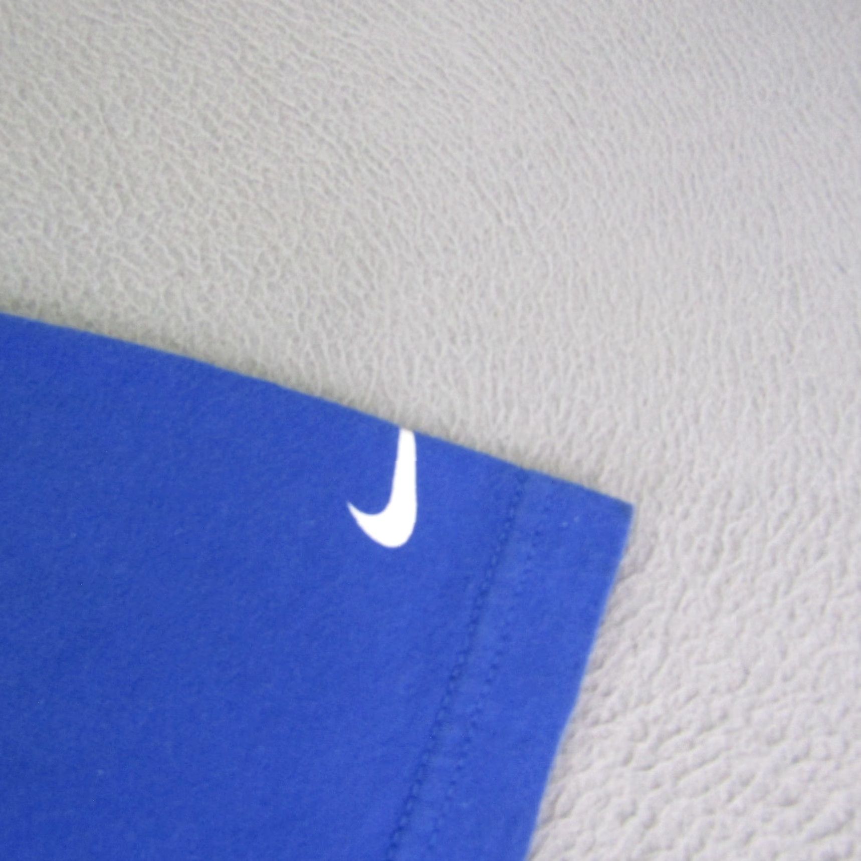 Nike VINTAGE Nike Graphic Print Shirt Mens Medium Blue Regular Fit Athletic Workout Gym Size US M / EU 48-50 / 2 - 4 Thumbnail