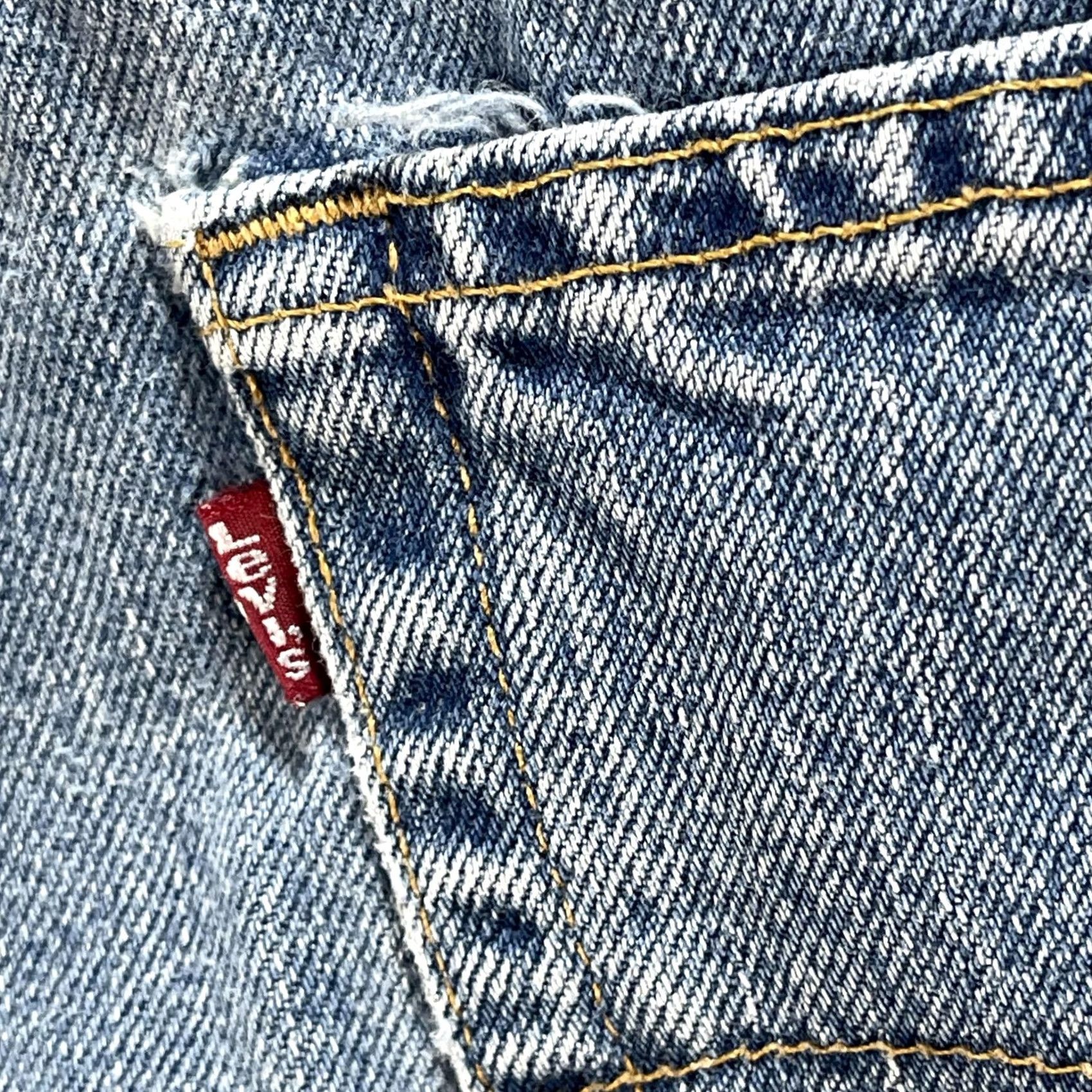 Levi's VINTAGE Levis 505 Jeans Mens 38x30 Blue Regular Fit Straight Leg Denim Pants Classic Size US 38 / EU 54 - 6 Thumbnail