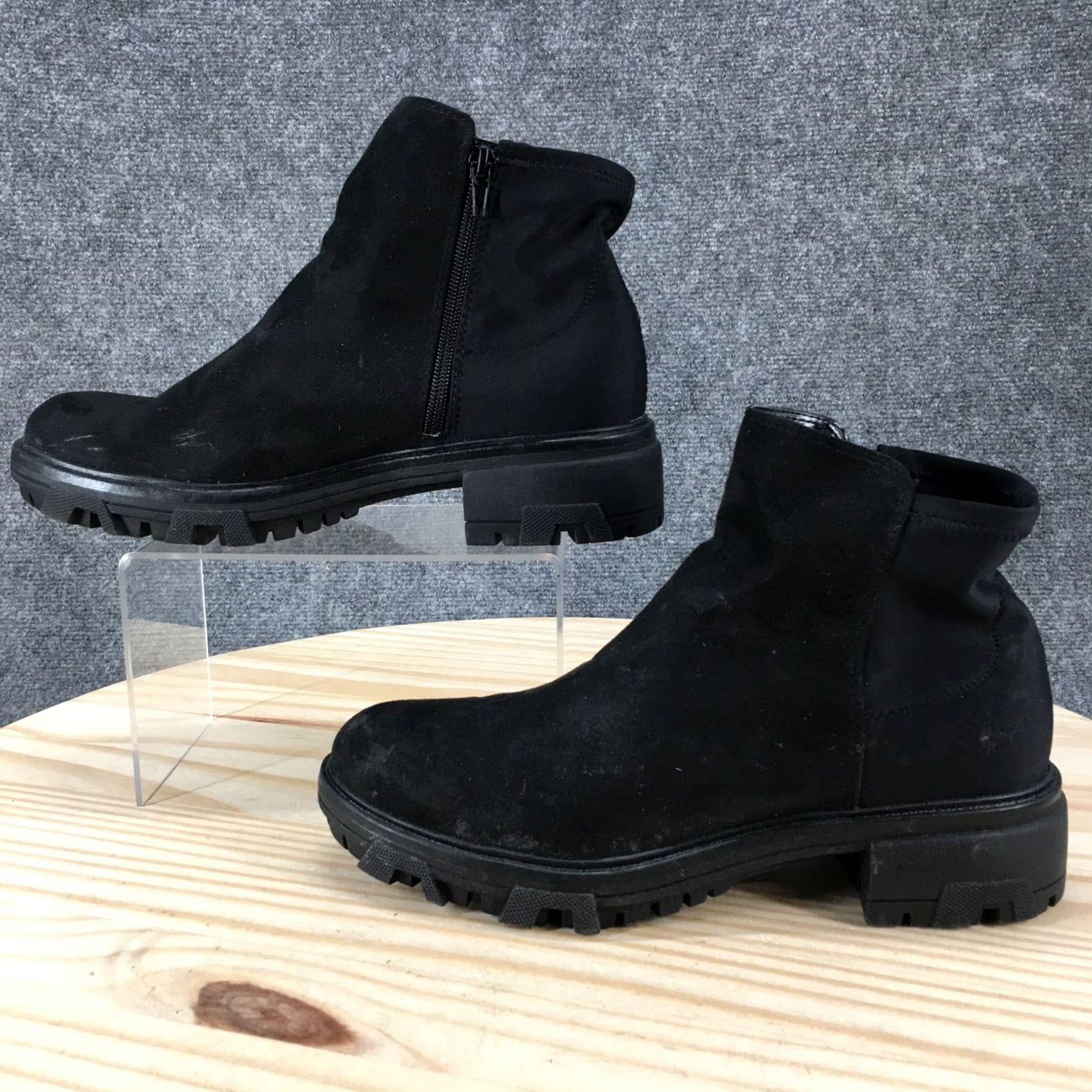 Vintage Unisa Boots Womens Wadi-M Ankle Booties Zipper Black Suede Casual Mid Heel 2" Size US 9 / IT 39 - 2 Thumbnail