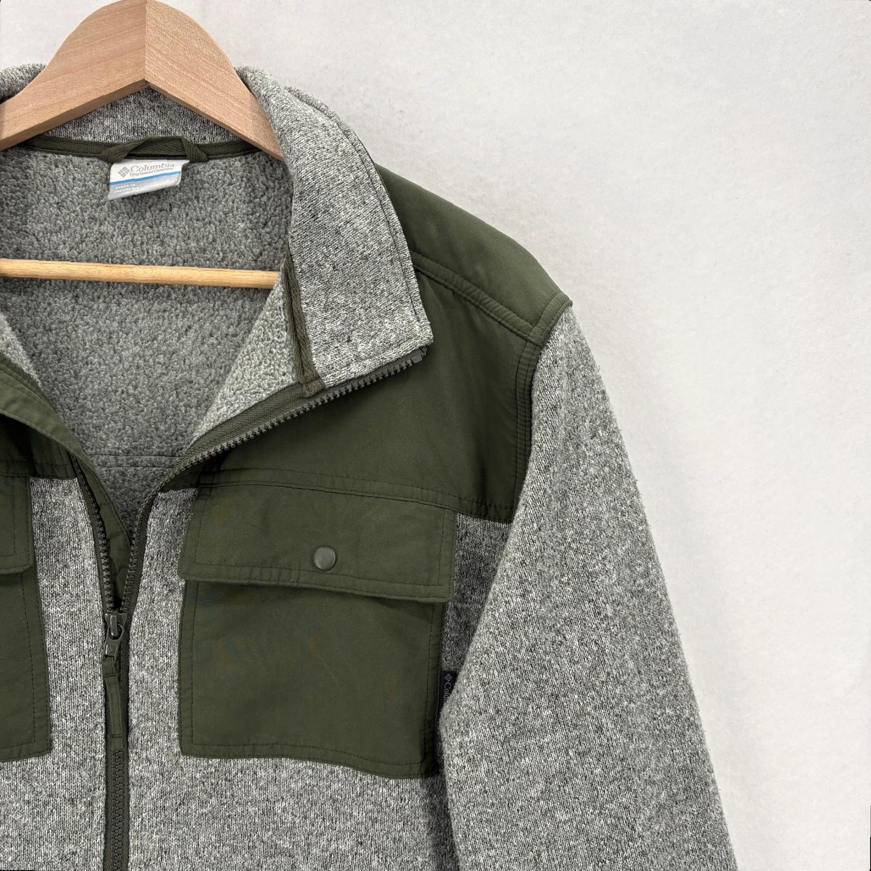 Vintage Columbia Jacket Mens Large Gray Green Fleece Full Zip Utility Hiking Outdoors Size US L / EU 52-54 / 3 - 2 Thumbnail