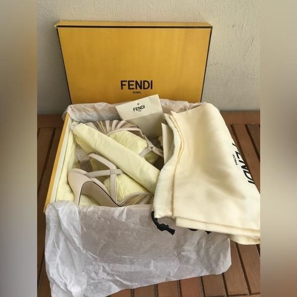 Fendi New Authentic FENDI Colibri Lite Mixed Media Pump","descript Size US 6 / IT 36 - 9 Thumbnail