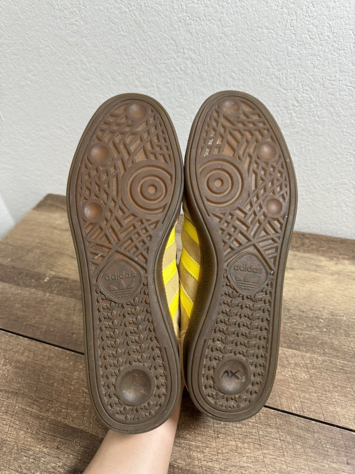 Adidas Adidas Busenitz Vintage Golden Beige Yellow Gum Size 13 Size US 13 / EU 46 - 6 Thumbnail