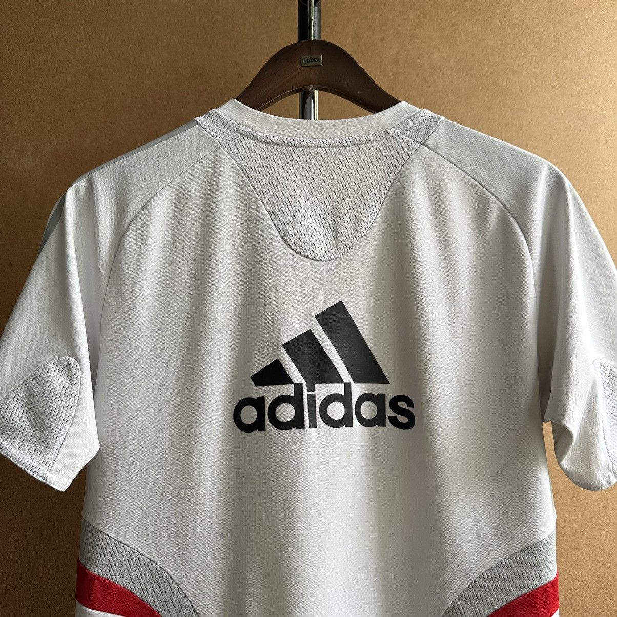 Adidas Vintage Adidas FC Liverpool 2008/09 Training Soccer Jersey Size US M / EU 48-50 / 2 - 9 Thumbnail