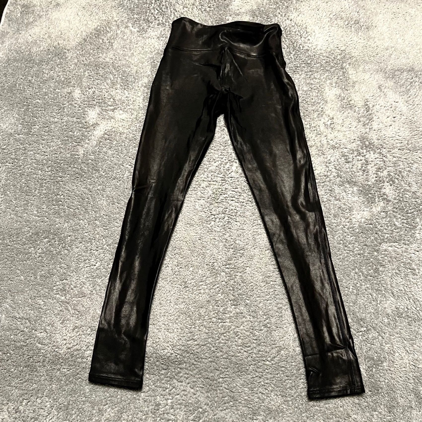 Spanx SPANX Leggings Pants Womens Medium Petite Faux Leather Shiny Metallic Pants Black Mens? Size 32" / US 10 / IT 46 - 3 Thumbnail