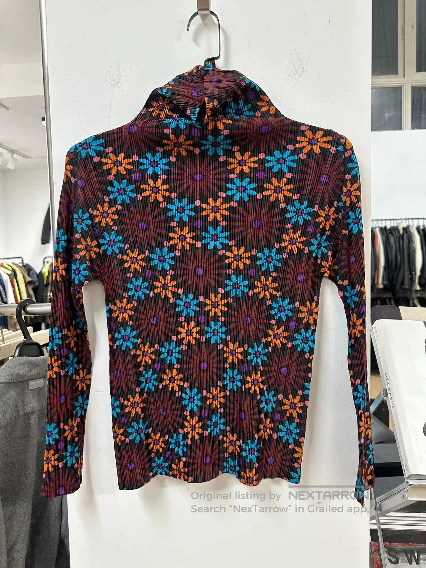 Pleats Please Issey Miyake Issey Miyake Pleats Please High Neck Top. Size M / US 6-8 / IT 42-44 - 1 Thumbnail