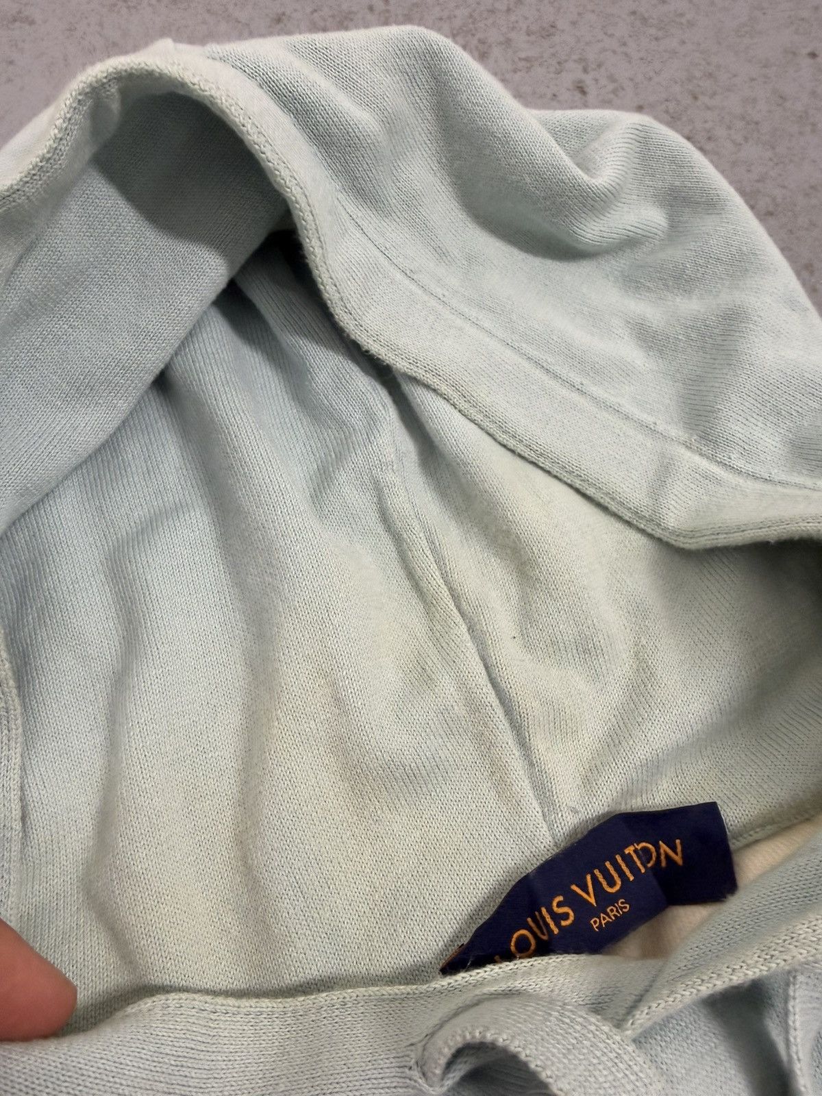 Louis Vuitton Louis Vuitton Gradient Monogram Baby Blue Hoodie Size US L / EU 52-54 / 3 - 9 Thumbnail