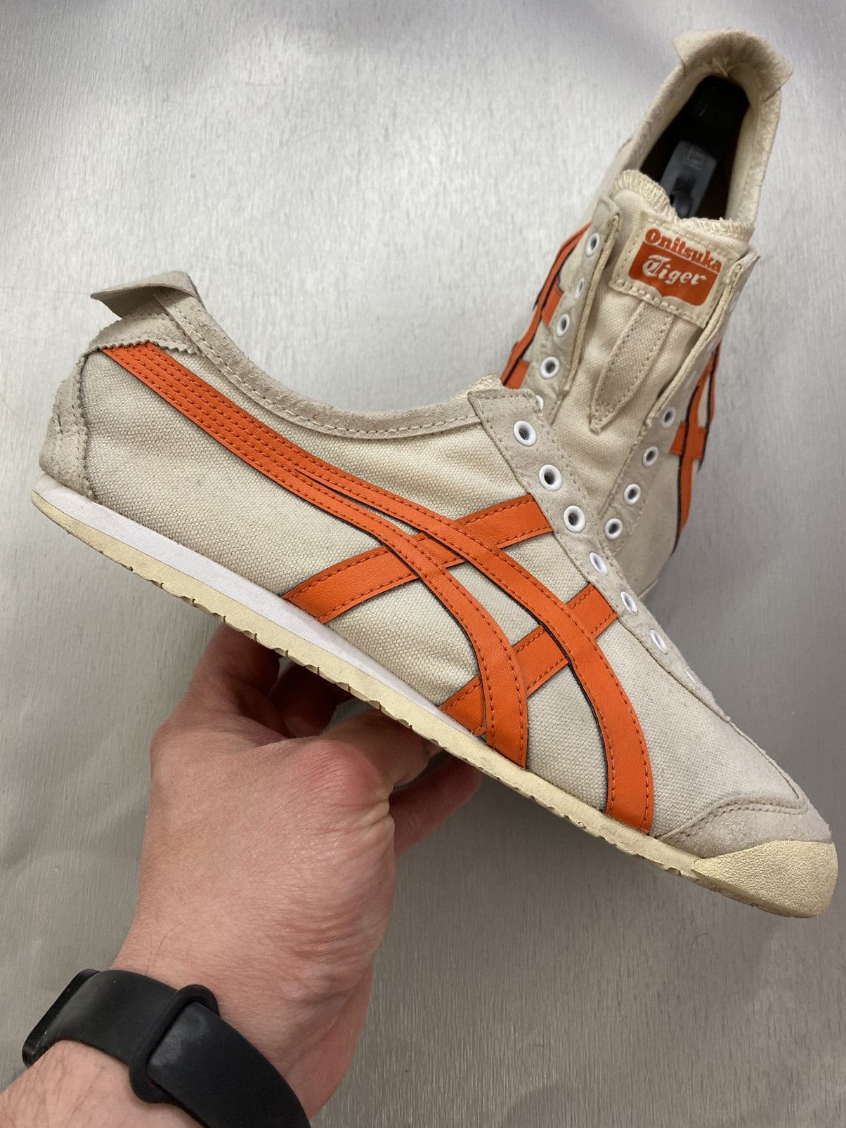 Onitsuka Tiger Mexico 66 Beige Slip-on Sneakers