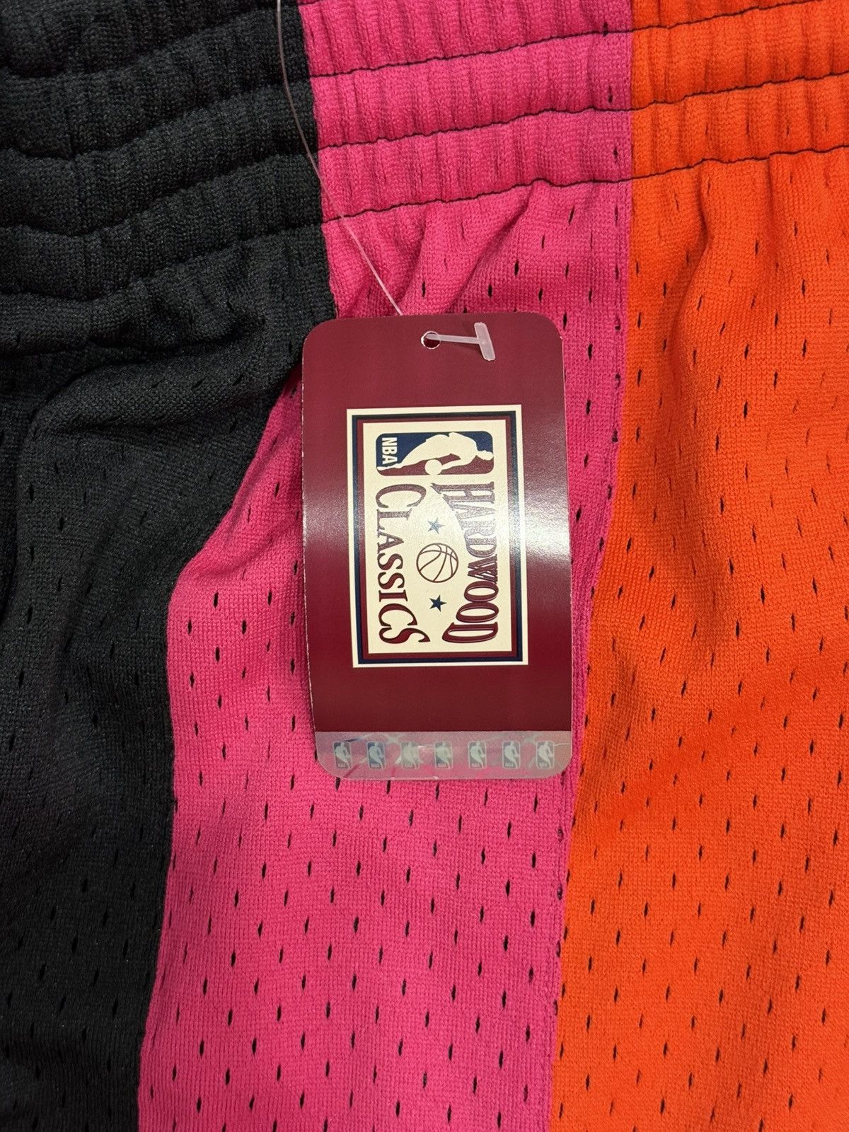 Mitchell & Ness Miami Heat Mitchell & Ness Hardwood Classics Shorts Sz Large Size US 36 / EU 52 - 9 Thumbnail