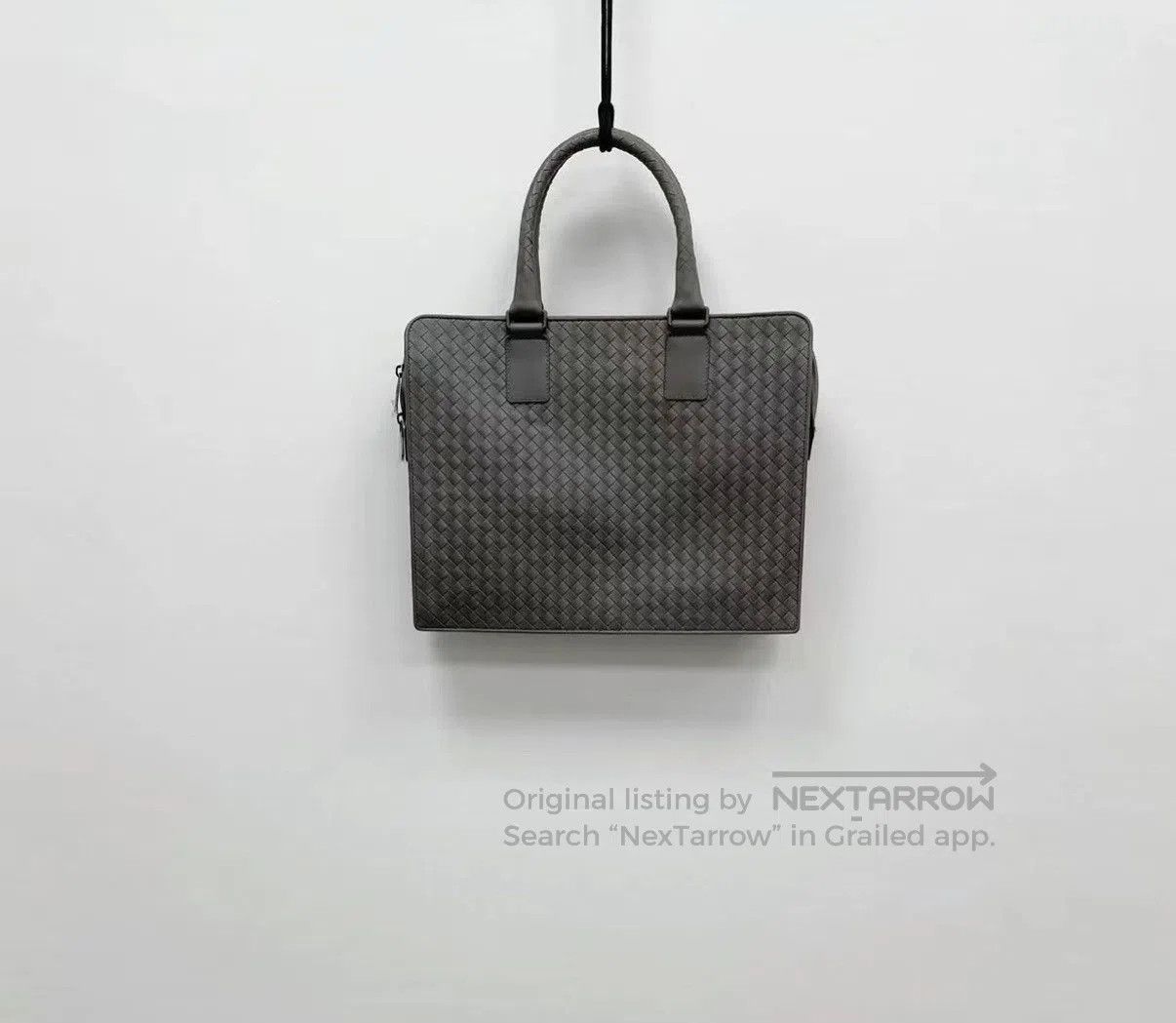 Bottega Veneta Gray Woven Pattern Structured Handbag. Size ONE SIZE - 1 Thumbnail