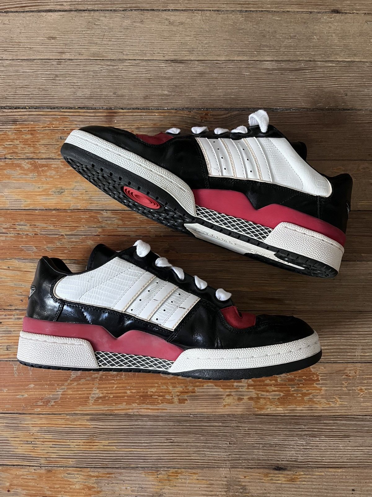 Cadillac Adidas x Cadillac Forums Size US 13 / EU 46 - 3 Thumbnail