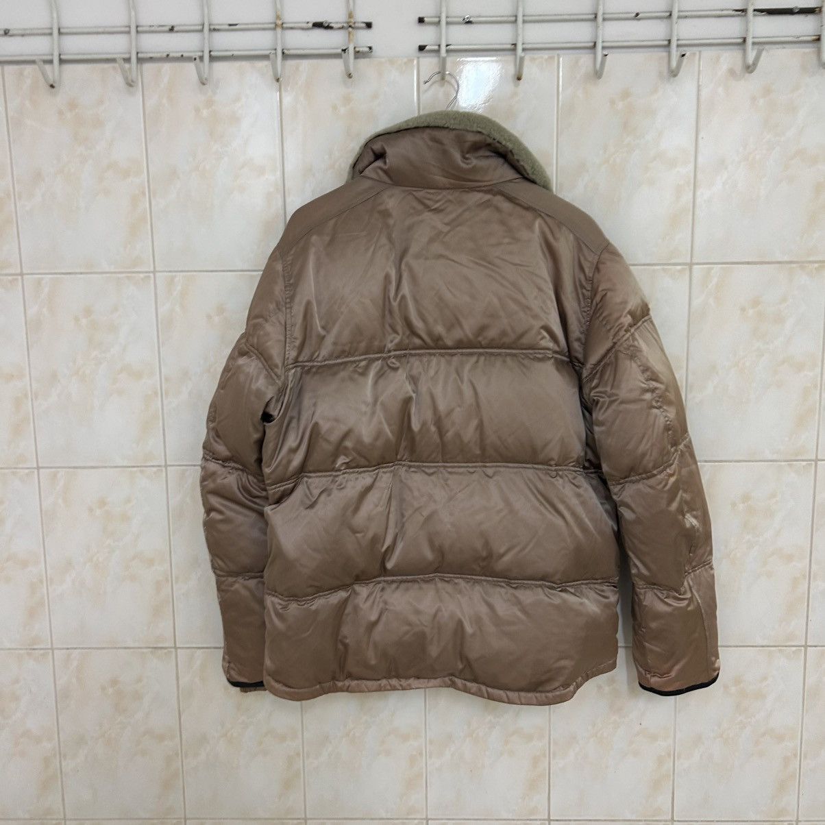 Prada Prada Down Puffer Jacket Made in Italy Pink Shearling Size L / US 10 / IT 46 - 11 Thumbnail